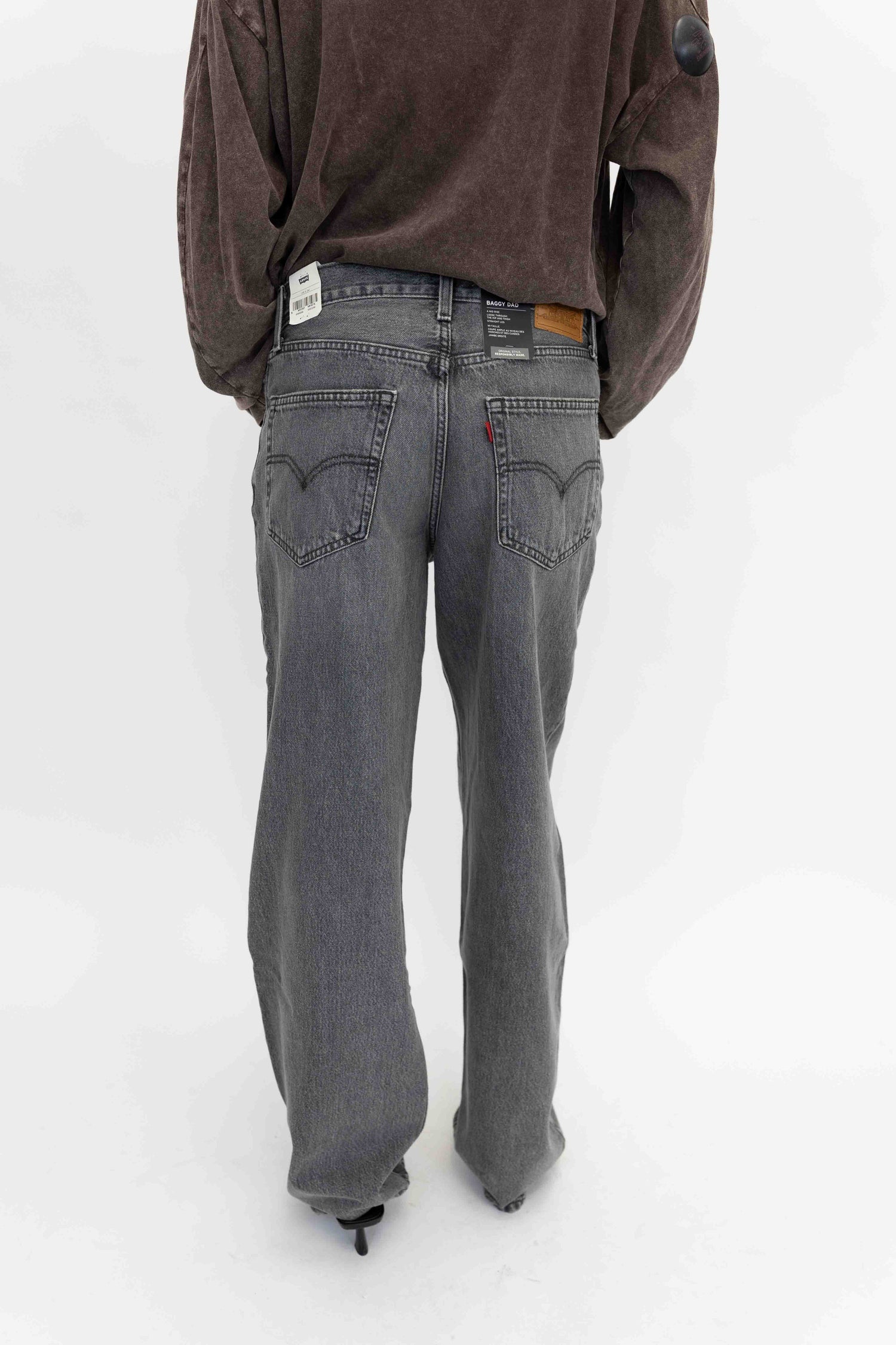 BAGGY DAD JEANS IN WHAT ONCE WAS JEANS LEVIS 