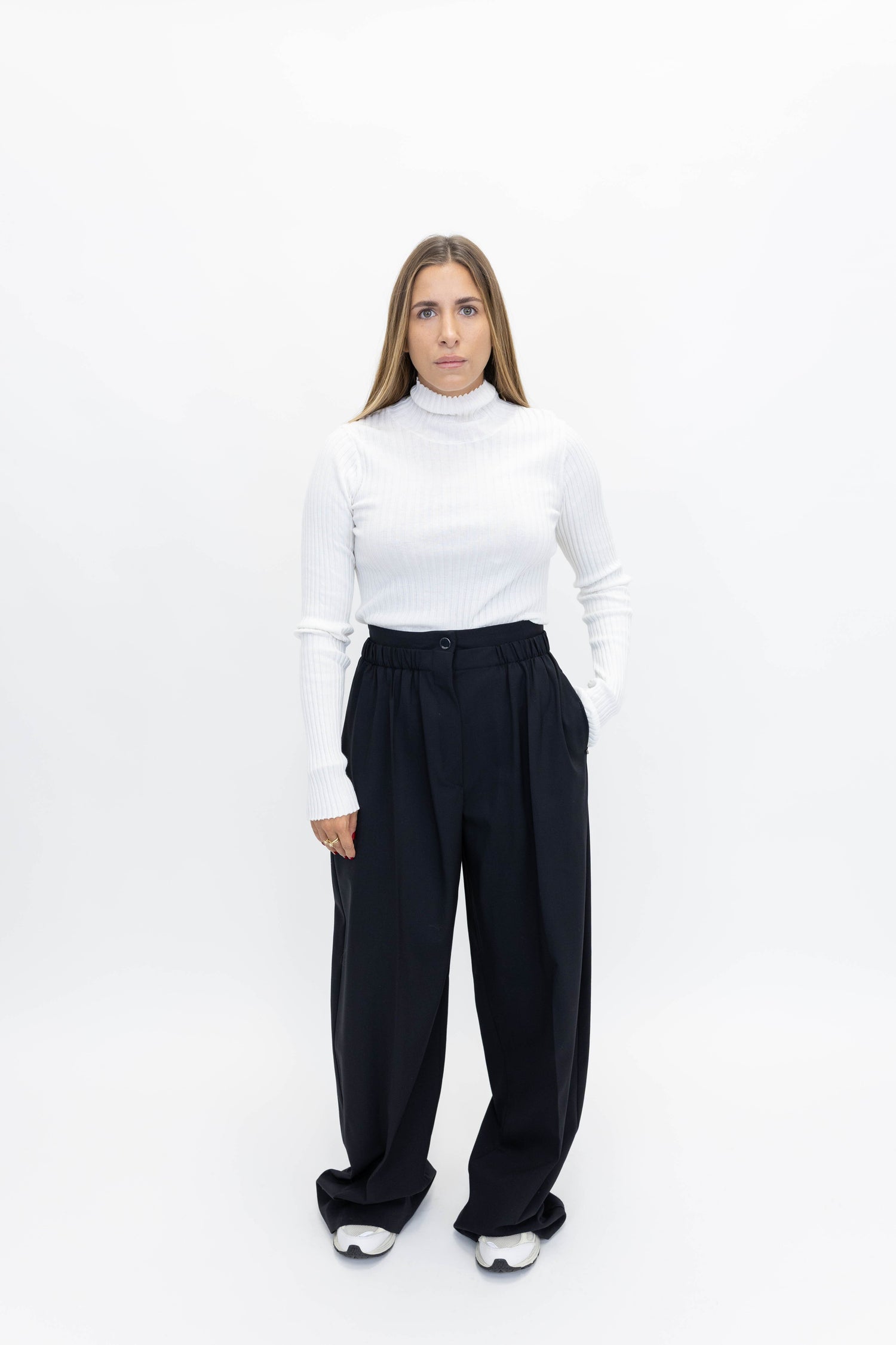 QUITO PANTS IN BLACK PANTS MAXMARA 