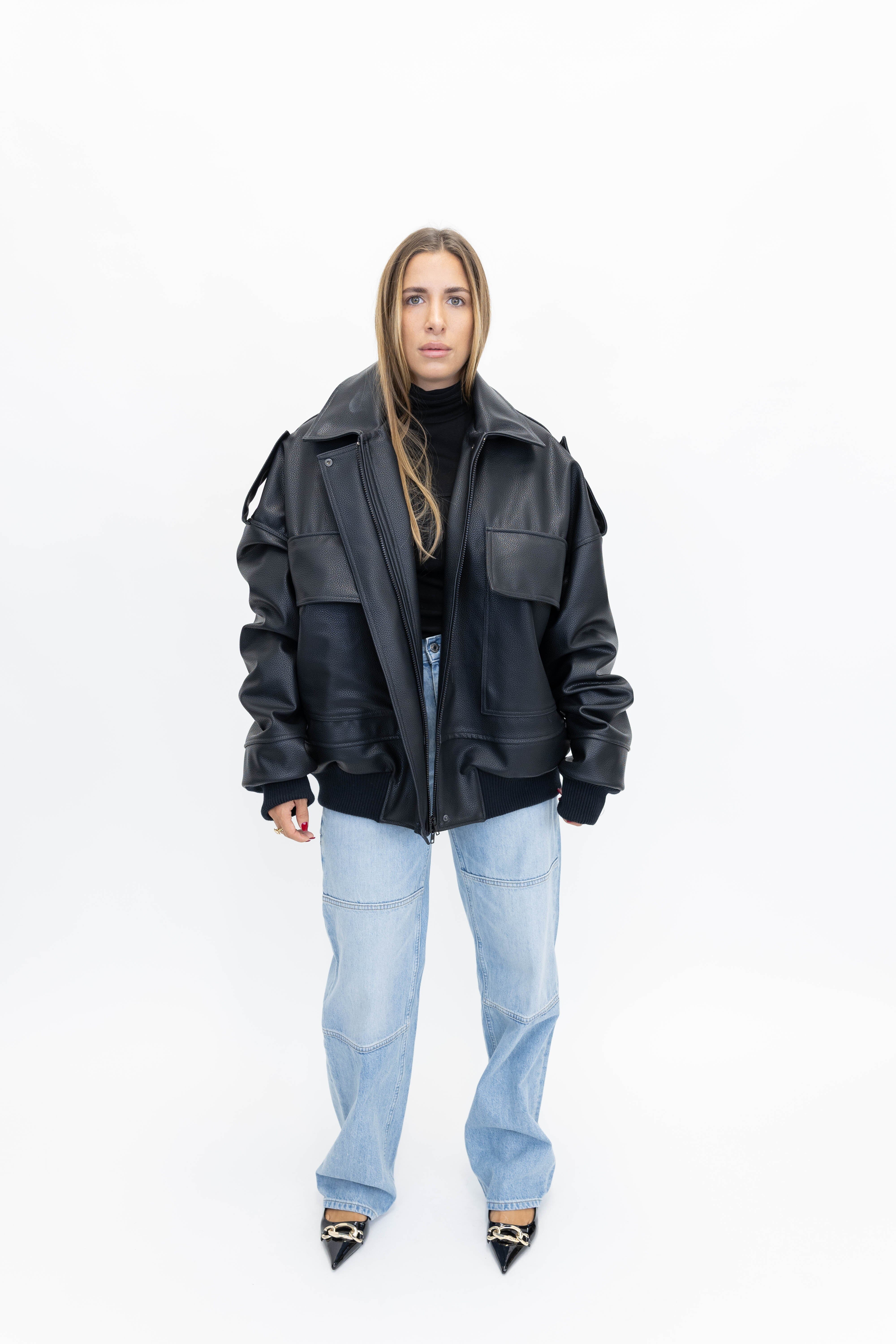 BOMBER IN DARK BROWN BOMBER STUDIO CUT 