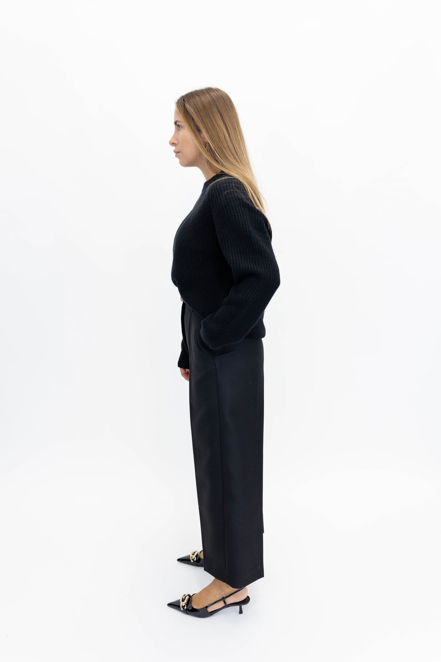 OLLY CROPPED MIDT WAIST PANTS IN BLACK PANTS HERSKIND 