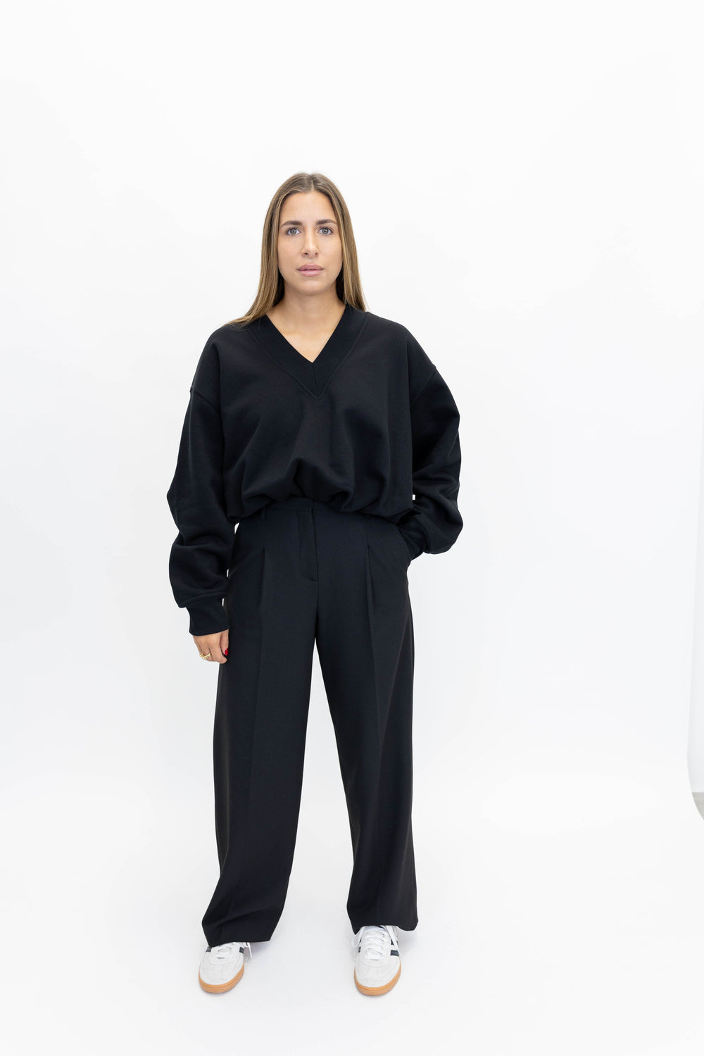 MAXMARA-COLLEG SWEATSHIRT VNECK-BLACK SWEATSHIRT MAXMARA 