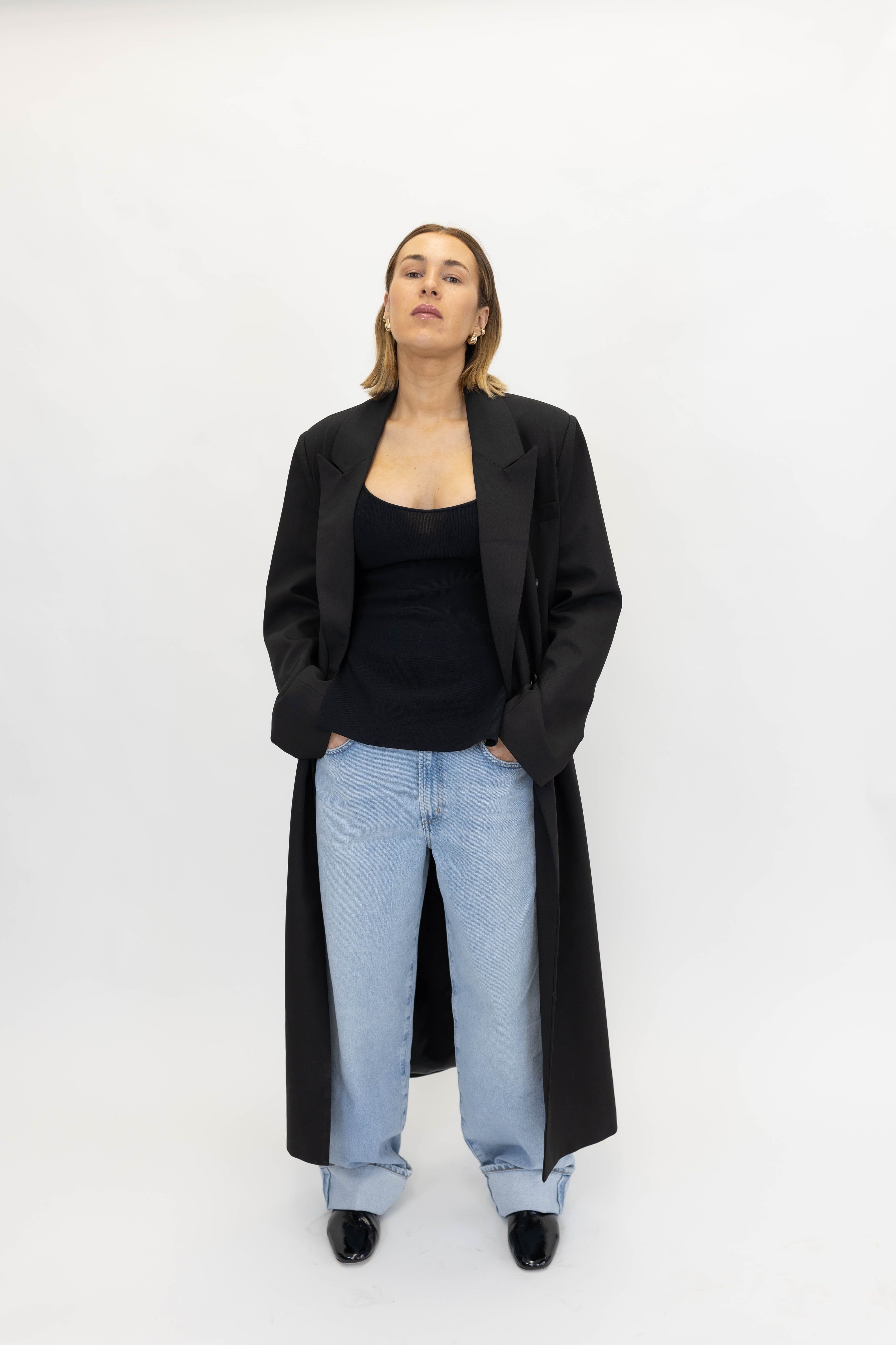 YOKO BLAZER COAT IN BLACK COAT OVAL SQUARE 