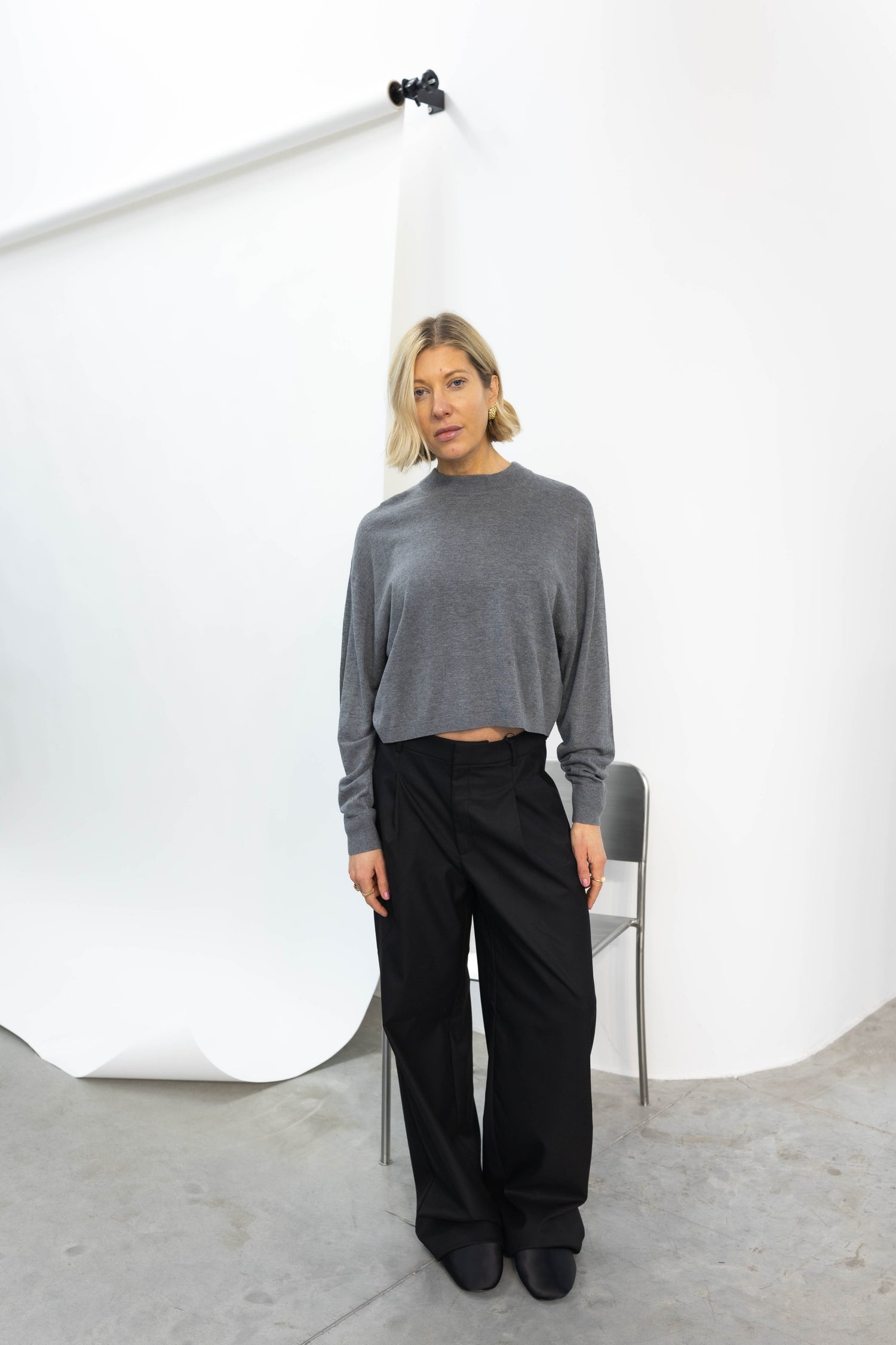 LYA PULLOVER IN DARK GREY KNIT IRO 