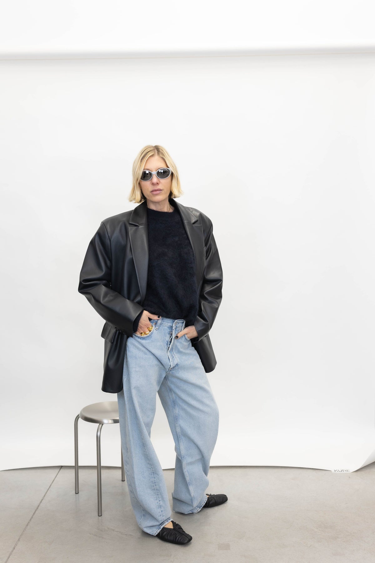 EMMIE OVERSIZED FAUX LEATHER BLAZER BLAZER STAND STUDIO 
