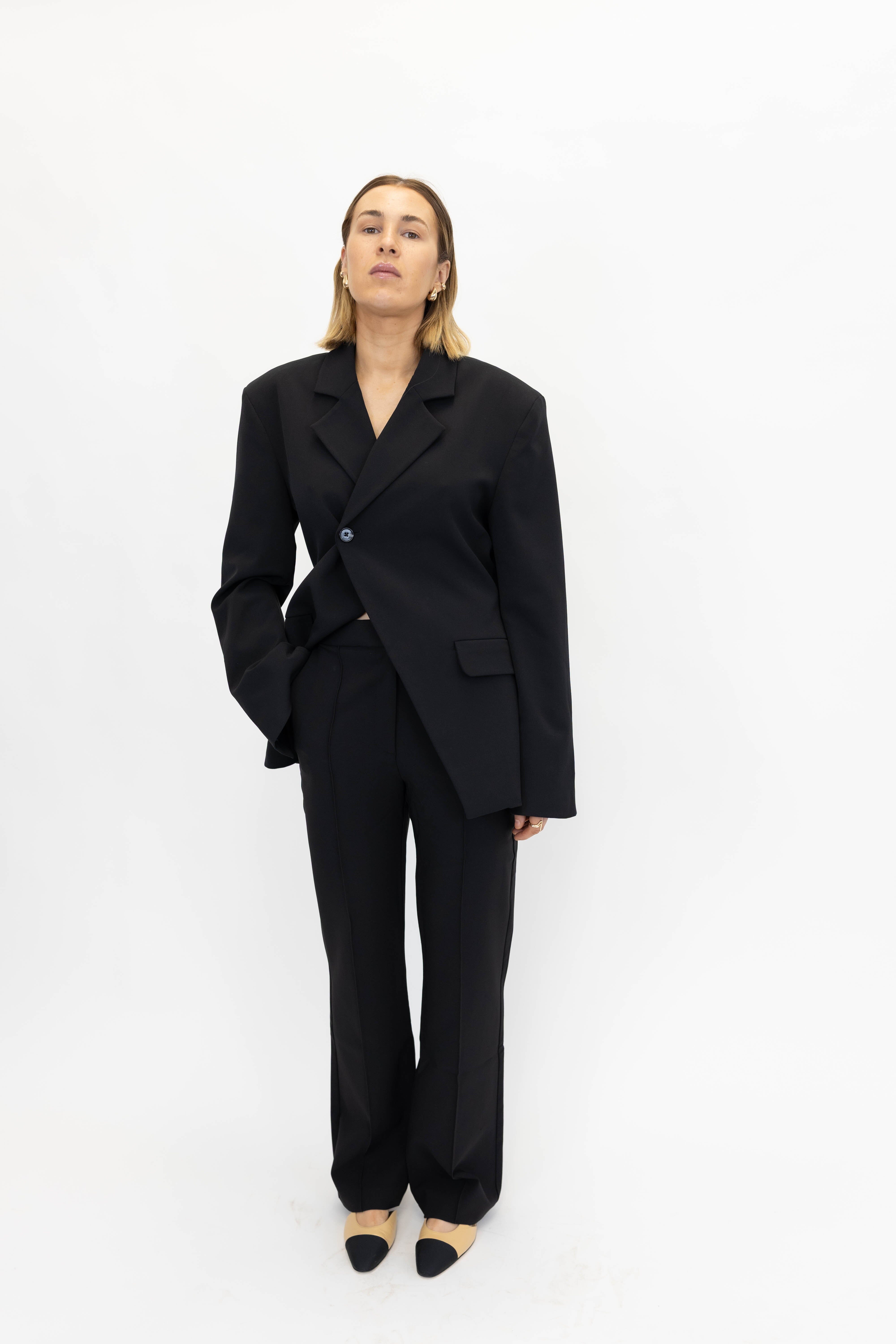 LUXURY BLAZER IN BLACK BLAZER OVAL SQUARE 