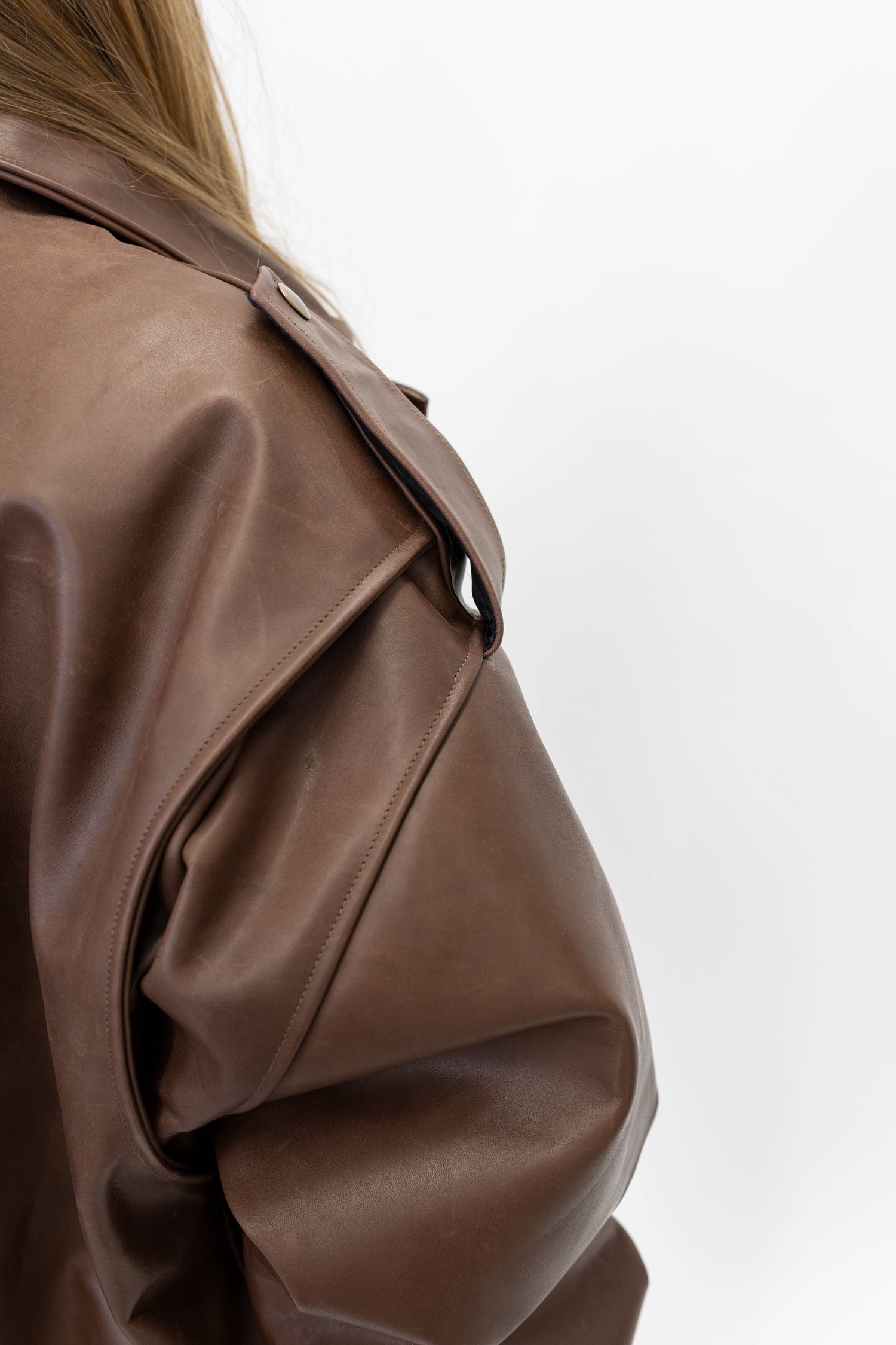THE LOOSE BROWN LEATHER BOMBER JACKET STUDIO CUT 