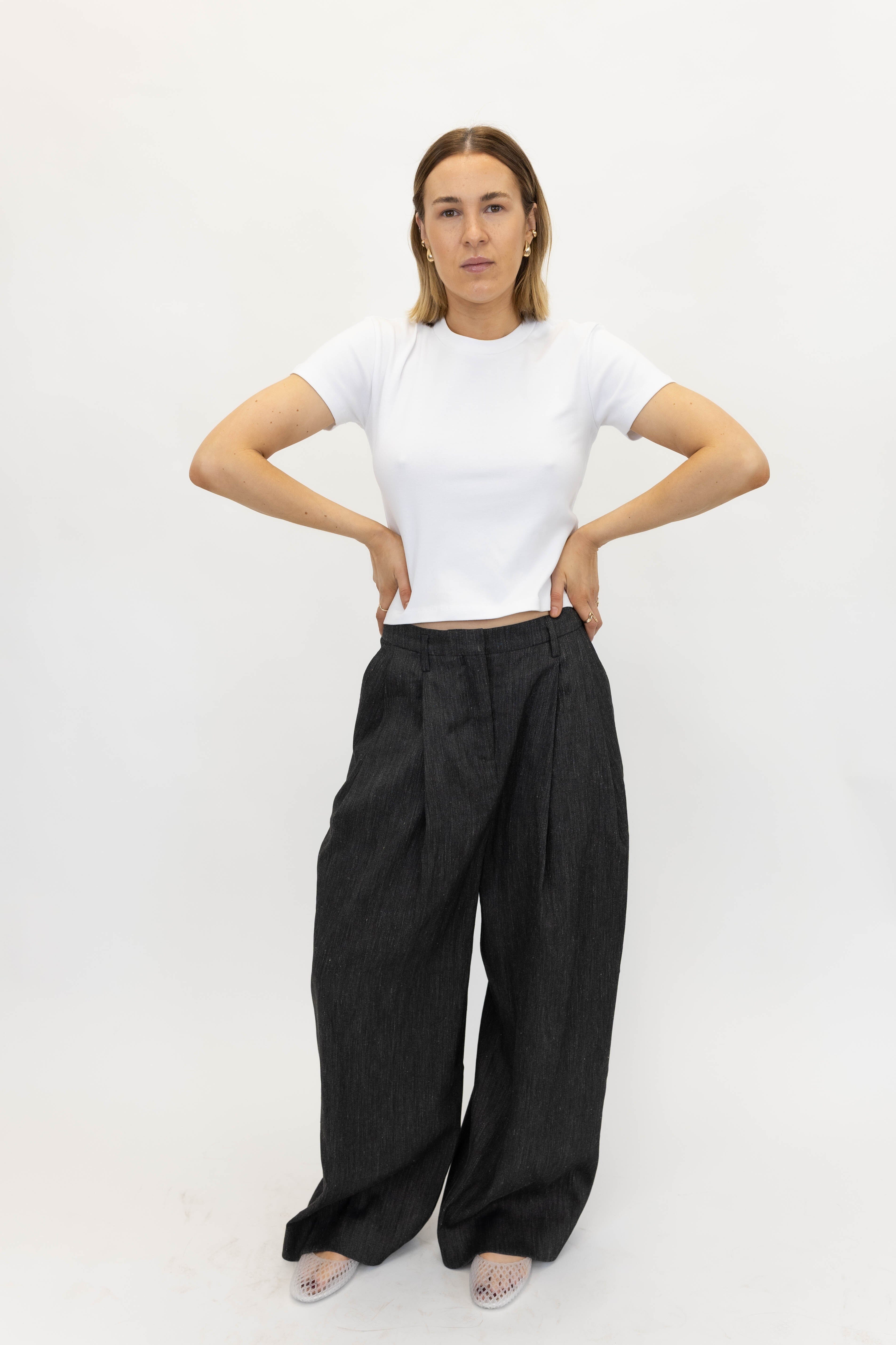 BOWIE MIDT WAIST PANTS IN DARK GREY PANTS HERSKIND 