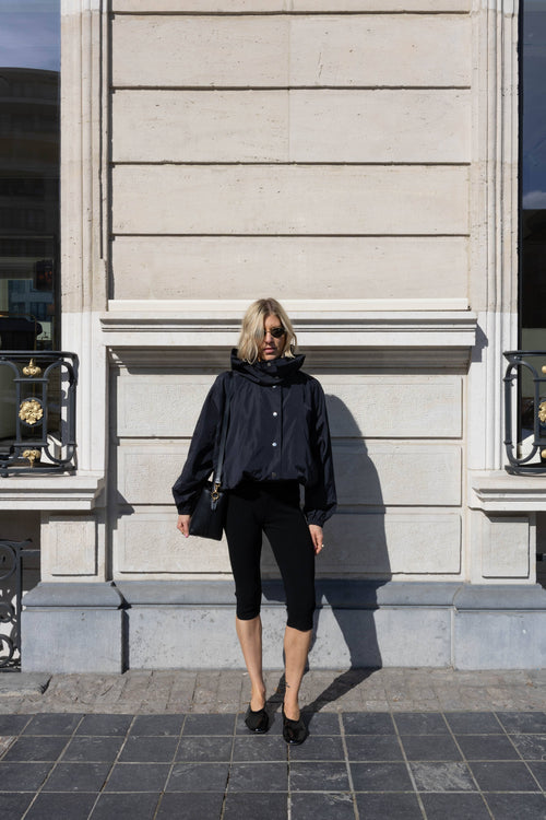 MADISON CAPRI IN BLACK