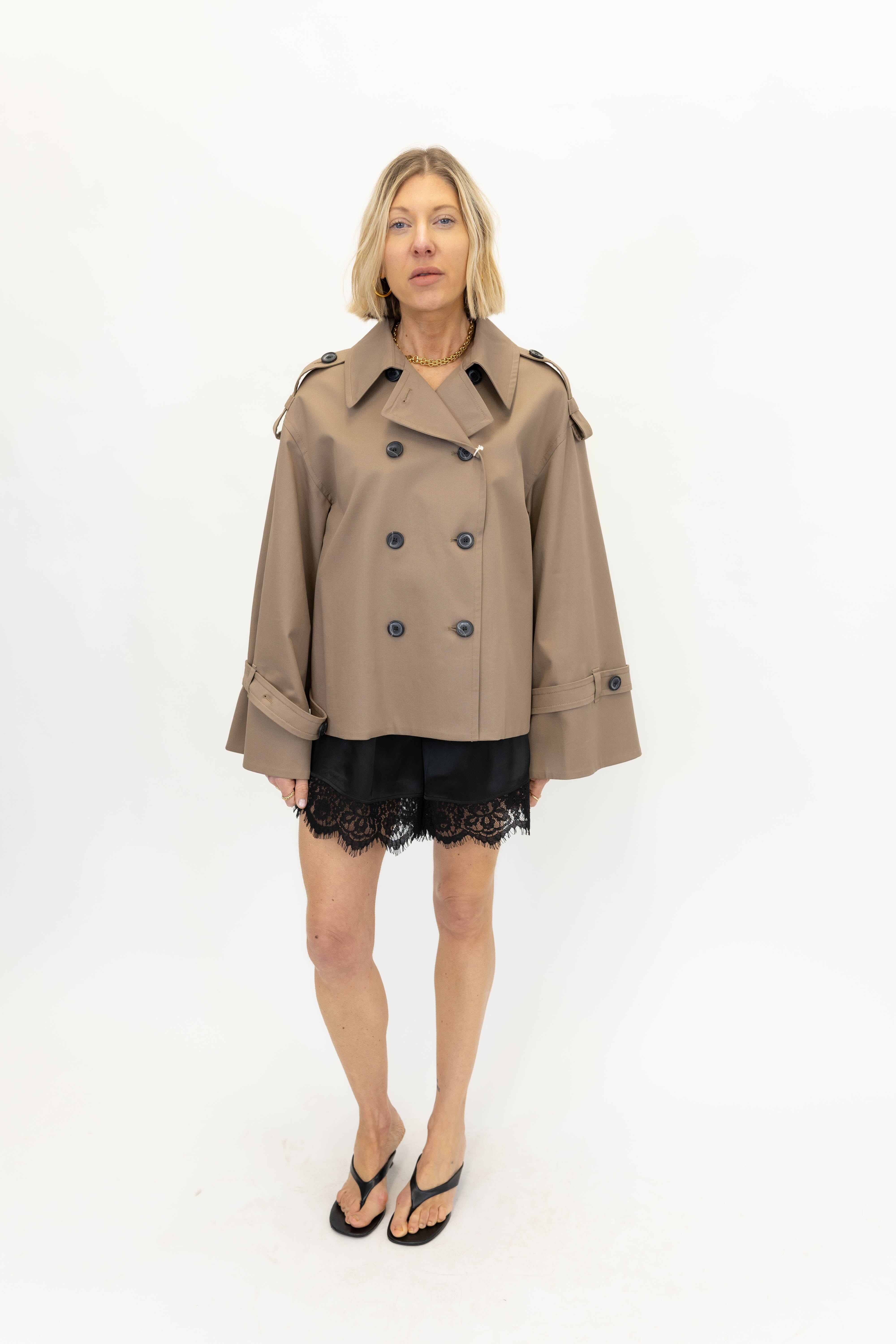 ALISANDRA TRENCH JACKET IN FOSIL JACKET MALENE BIRGER 