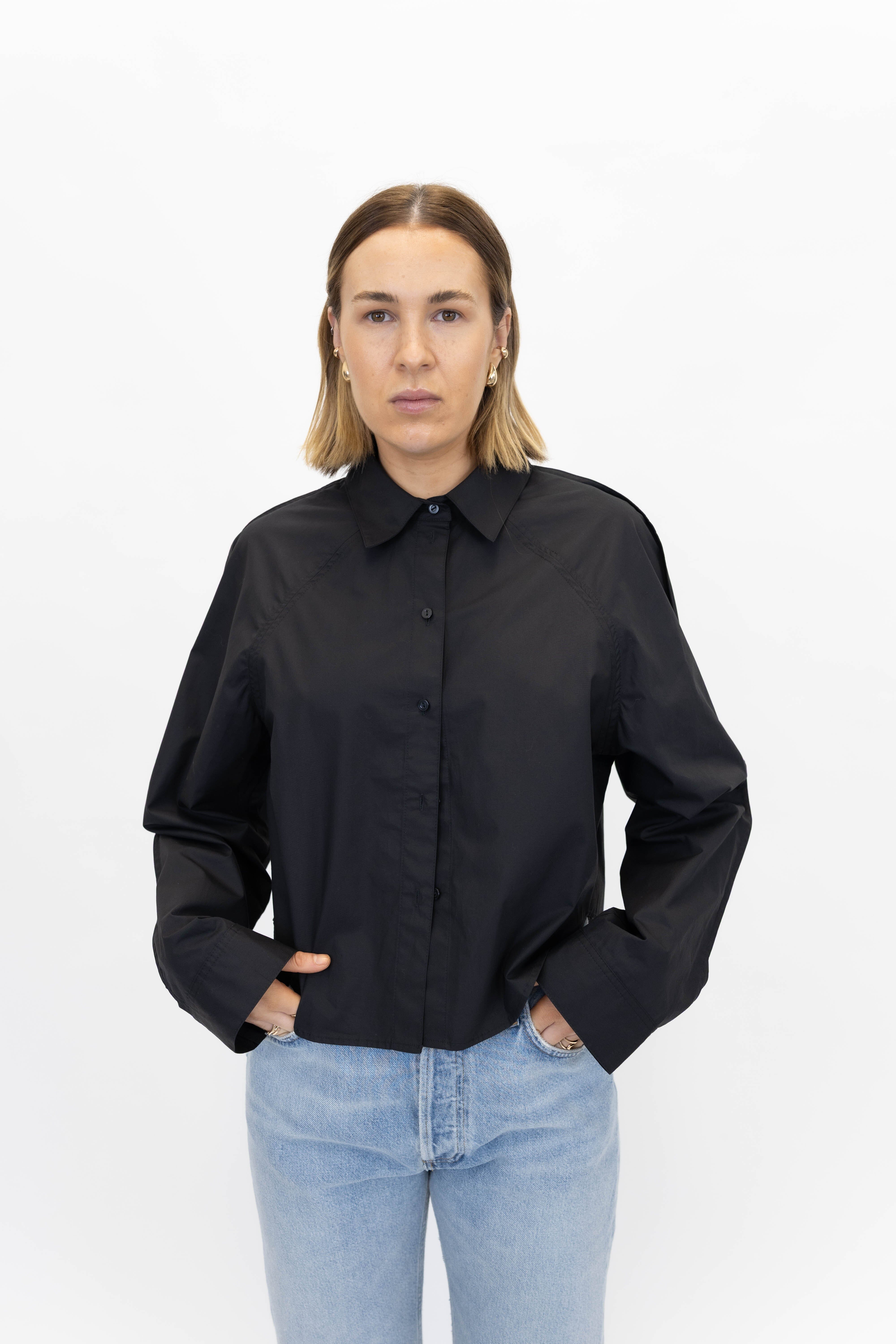 ELSIE SHIRT IN BLACK SHIRT HERSKIND 