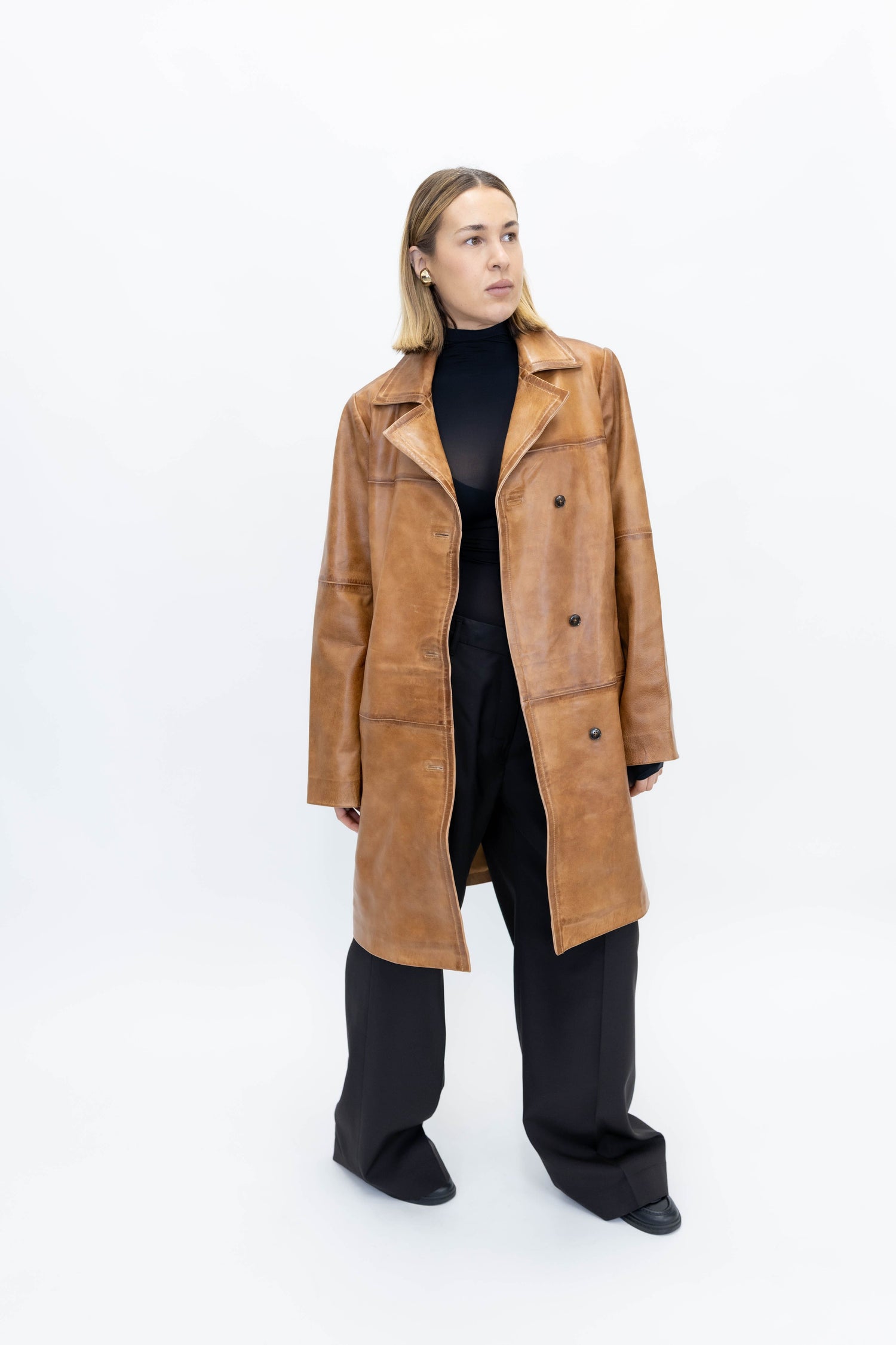 SHELLY LEATHER COAT IN WAXED COGNAC JACKET HERSKIND 