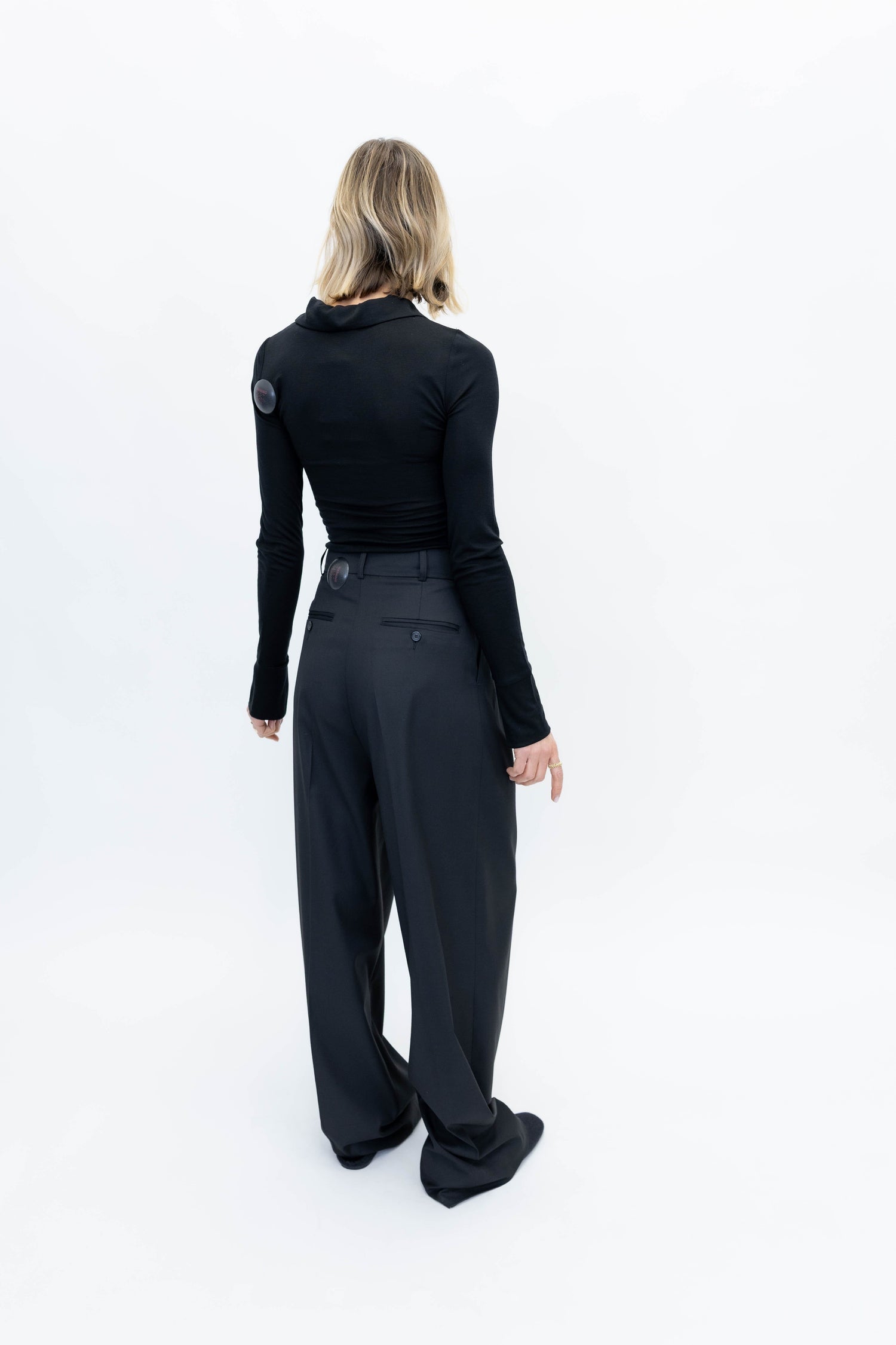 PLEATED WIDE LEG PANTS-BLACK PANT STUDIO CUT 