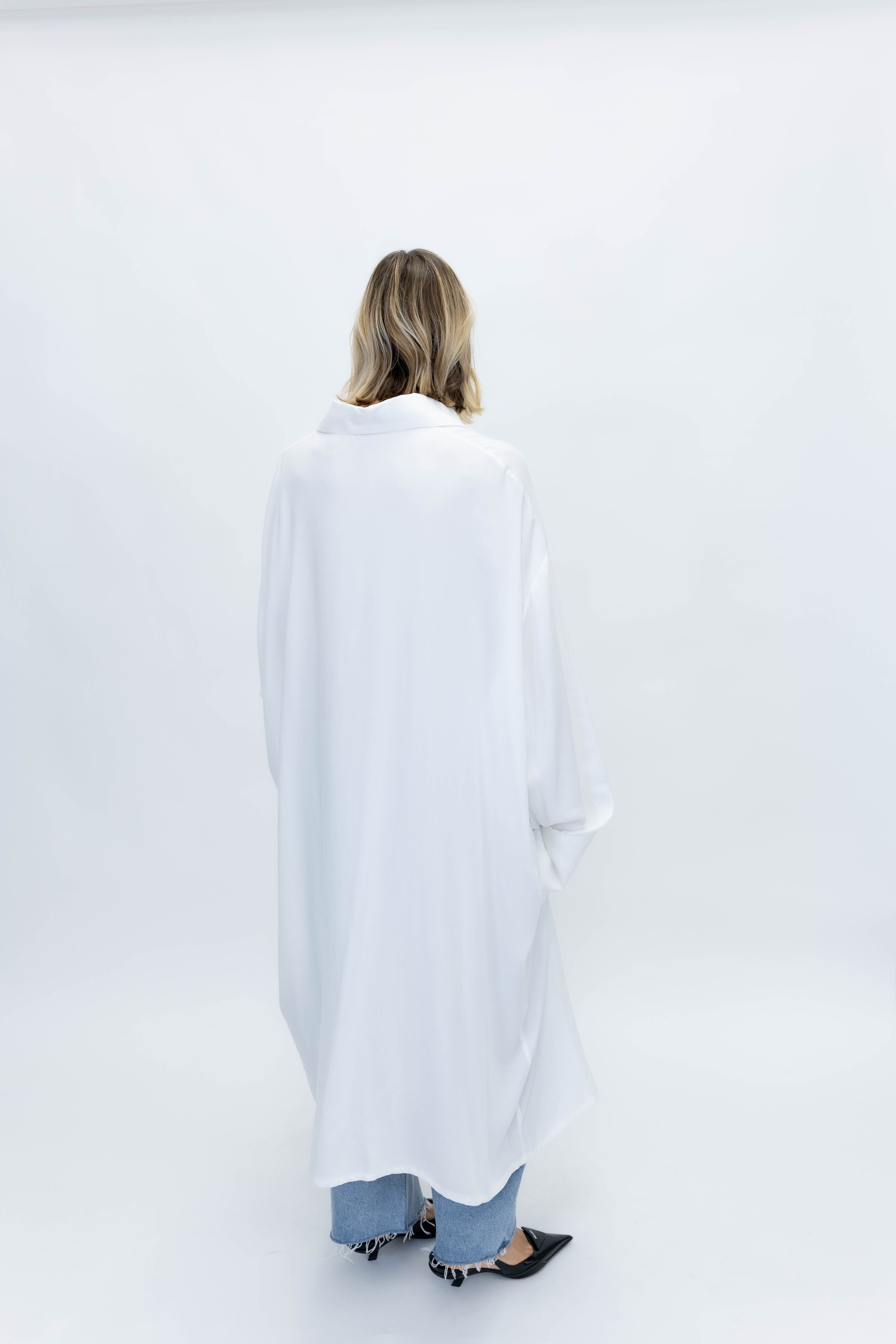 KNOT LONG SHIRT IN IVORY SHIRT STUDIO CUT 