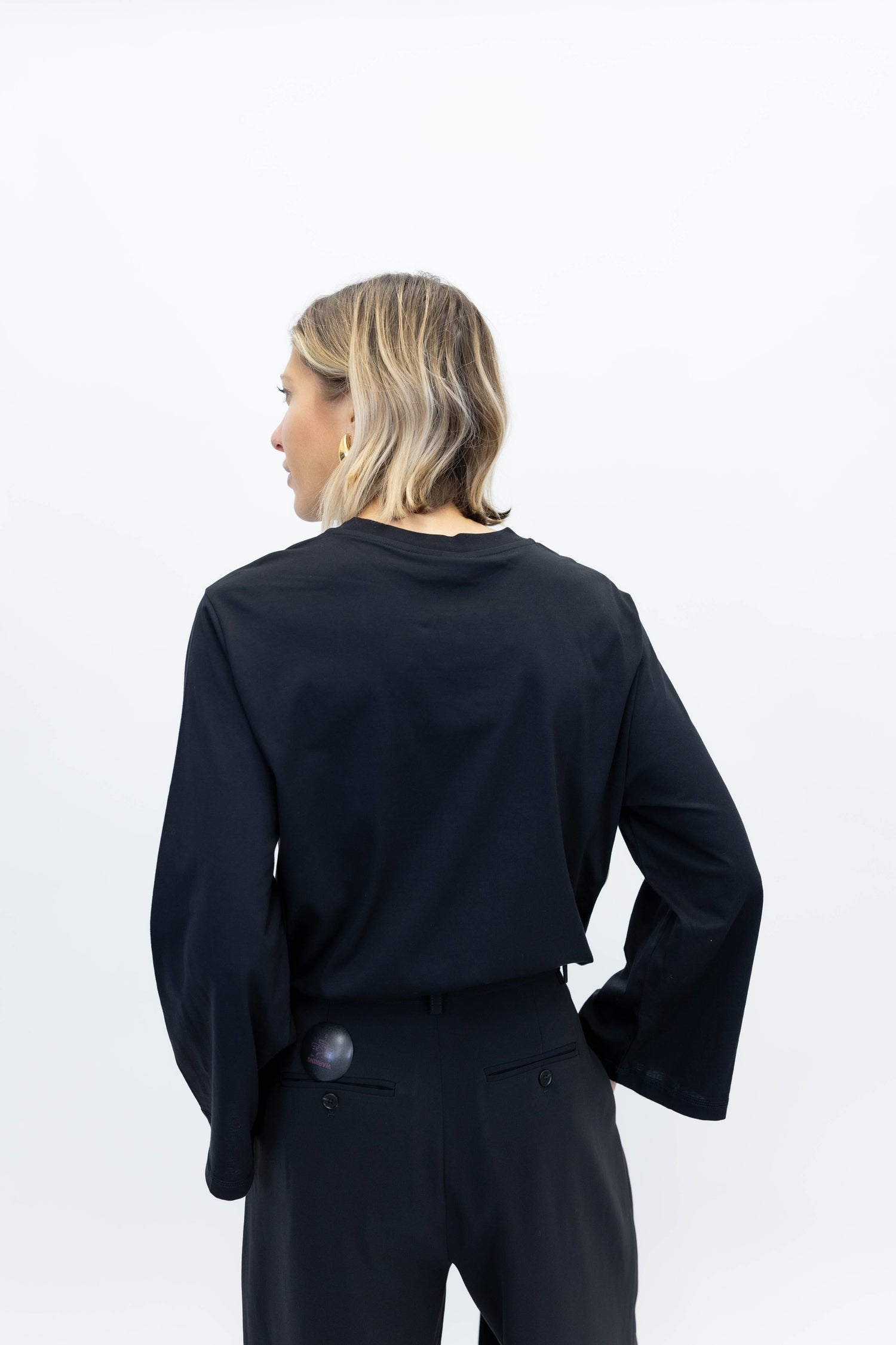 FAYEH LONG SLEEVES IN BLACK T-SHIRT BY MALENE BIRGER 