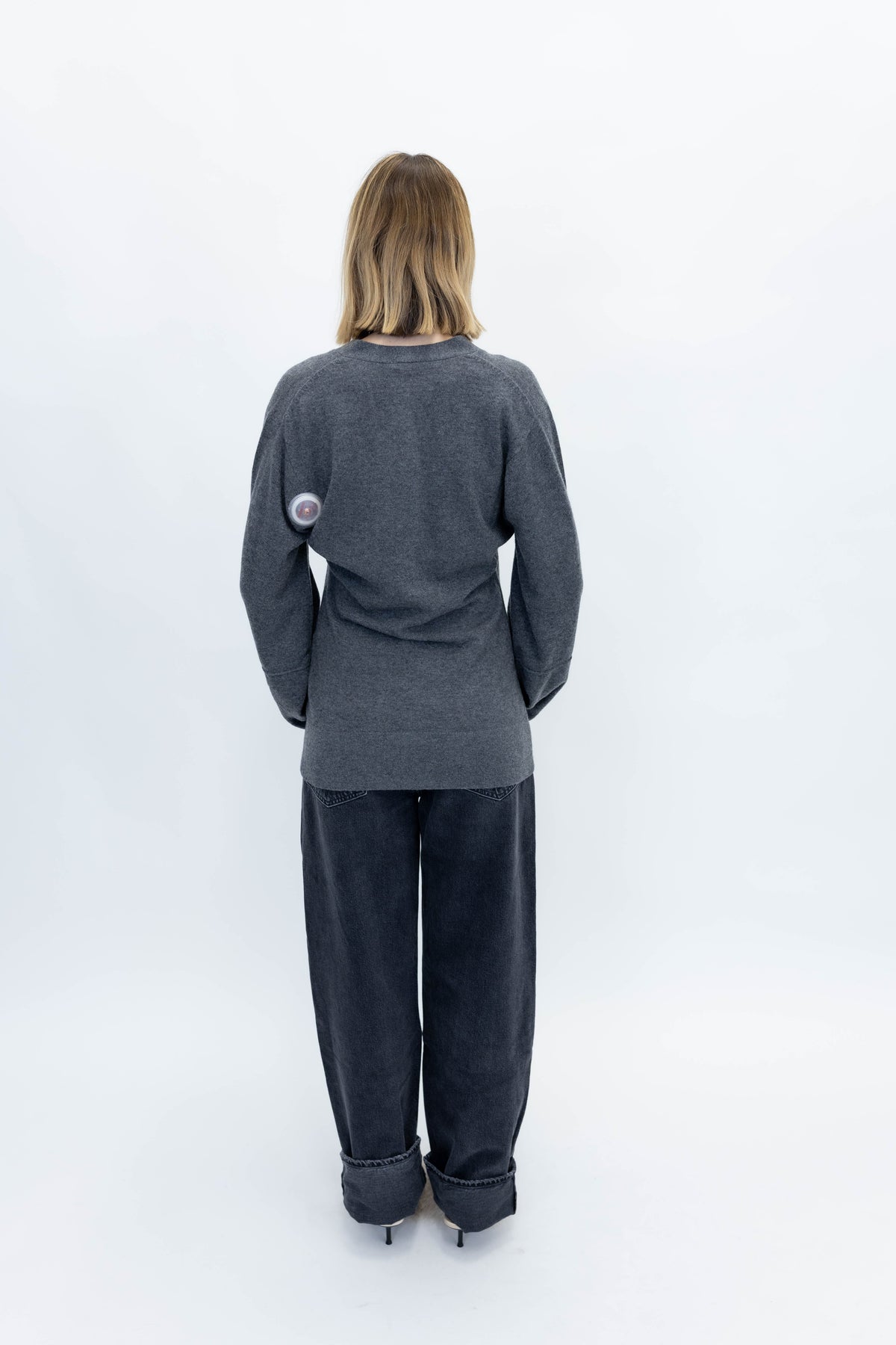 COMO SLEEVE CARDIGAN IN GREY MELANGE CARDIGAN THE GARMENT 