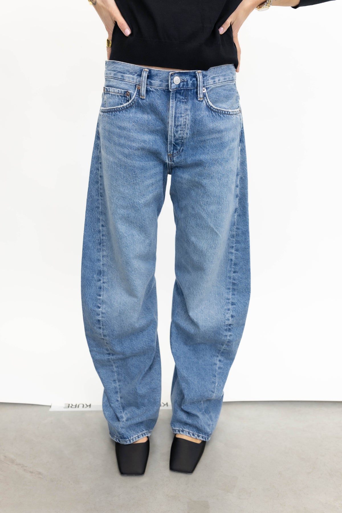 SPIRAL JEANS IN VENTURE JEANS AGOLDE 