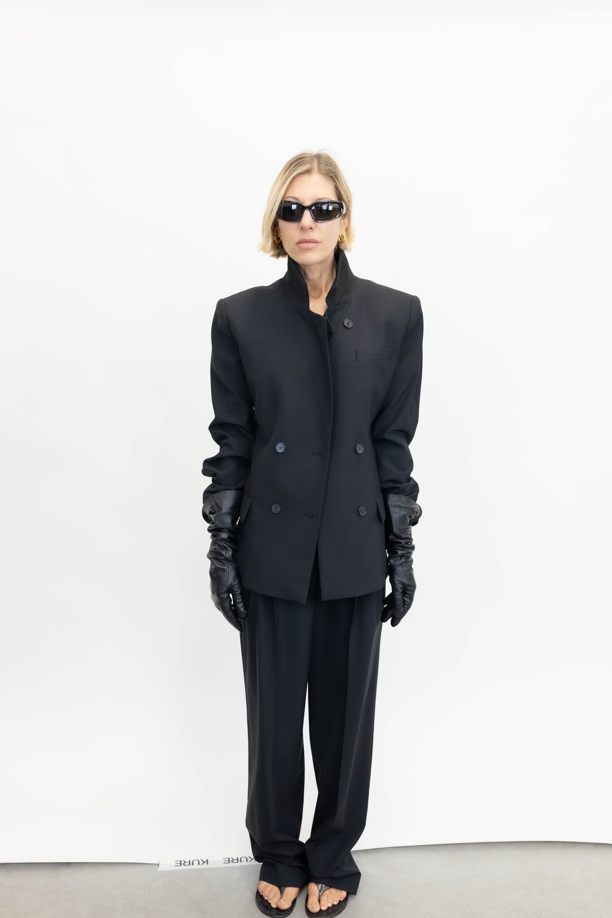 BLUFF JACKET IN BLACK JACKET IRO 