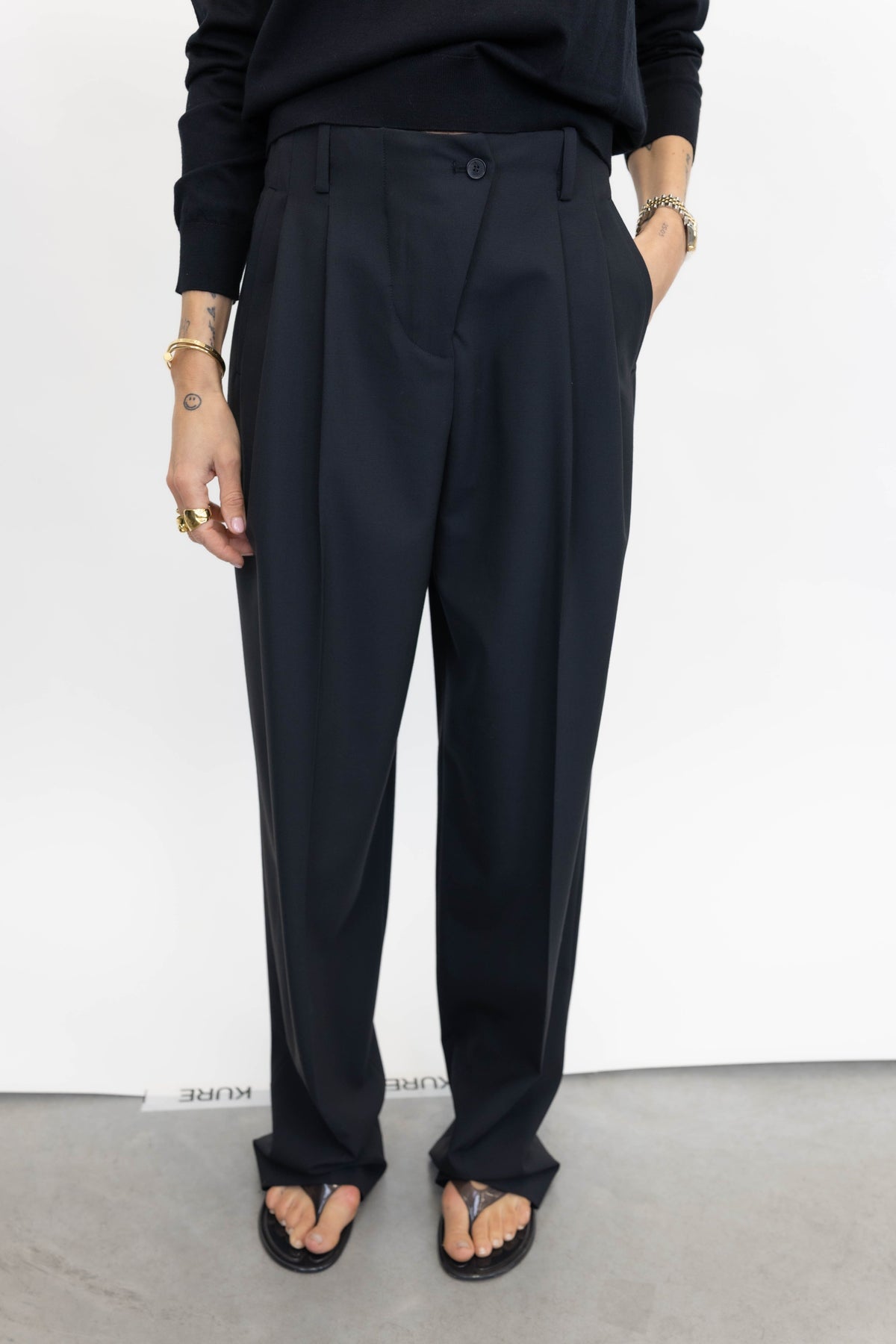 BANQUET PANTS IN BLACK PANTS IRO 