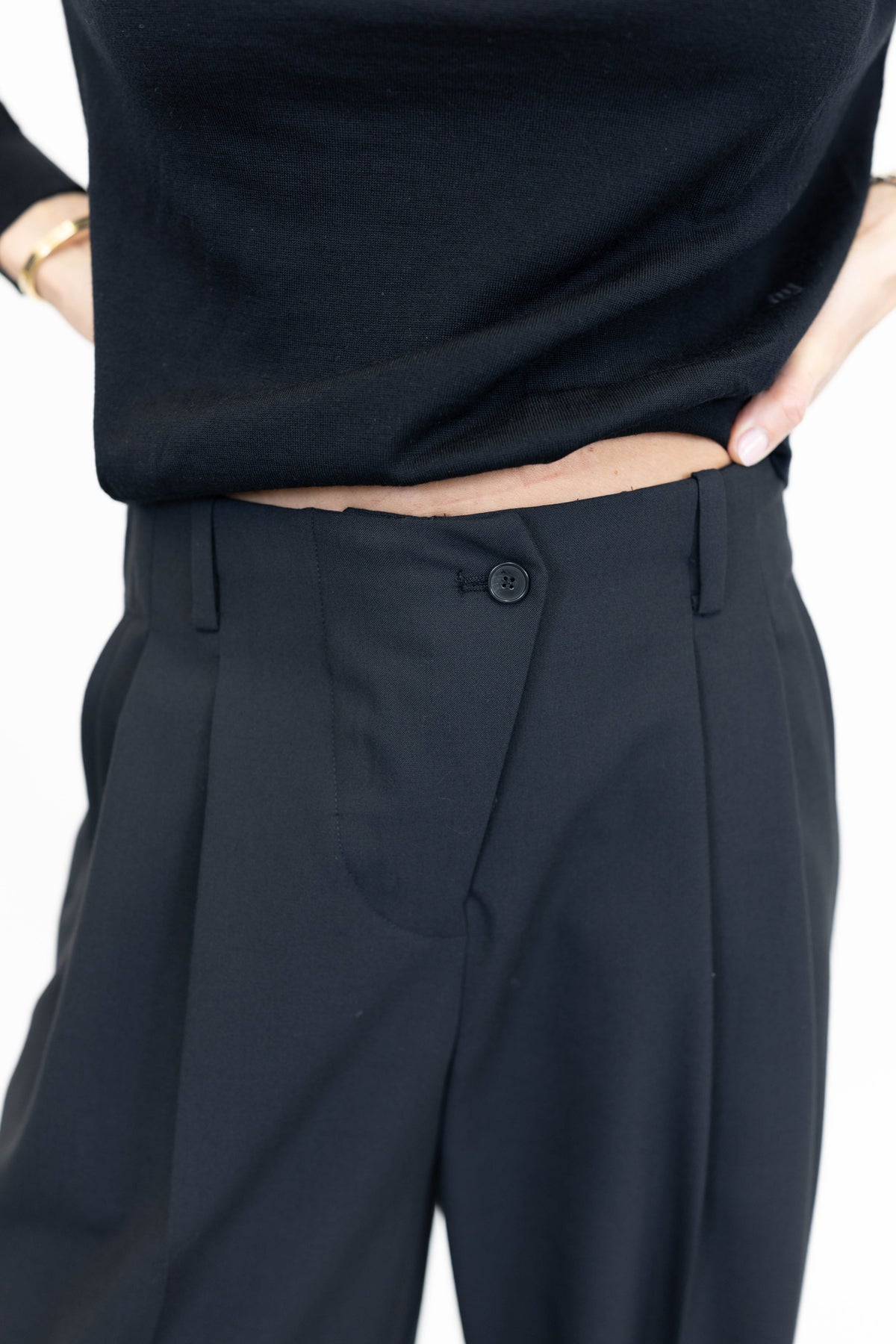 BANQUET PANTS IN BLACK PANTS IRO 