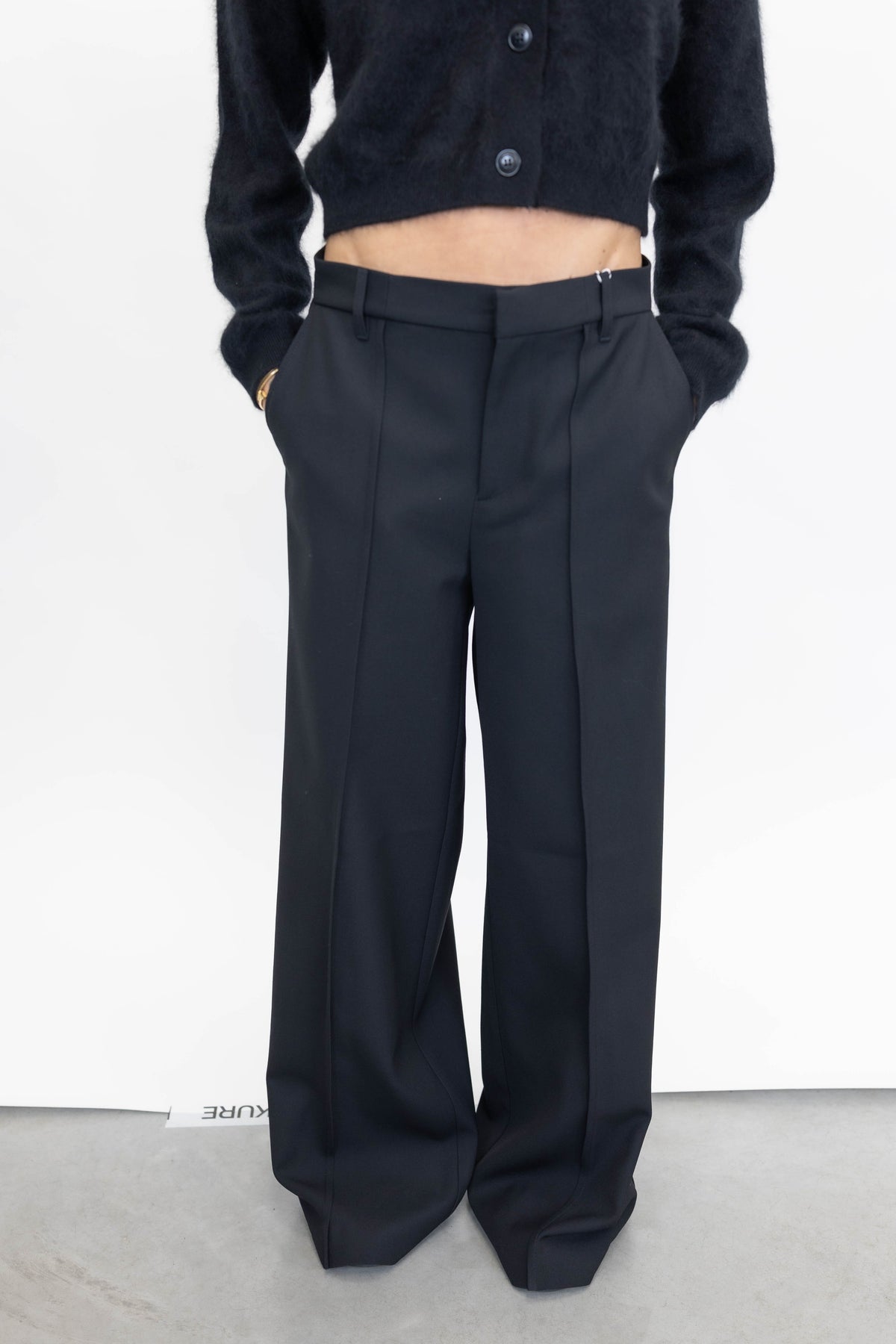 KILA TROUSERS IN BLACK PANTS WON HUNDRED 