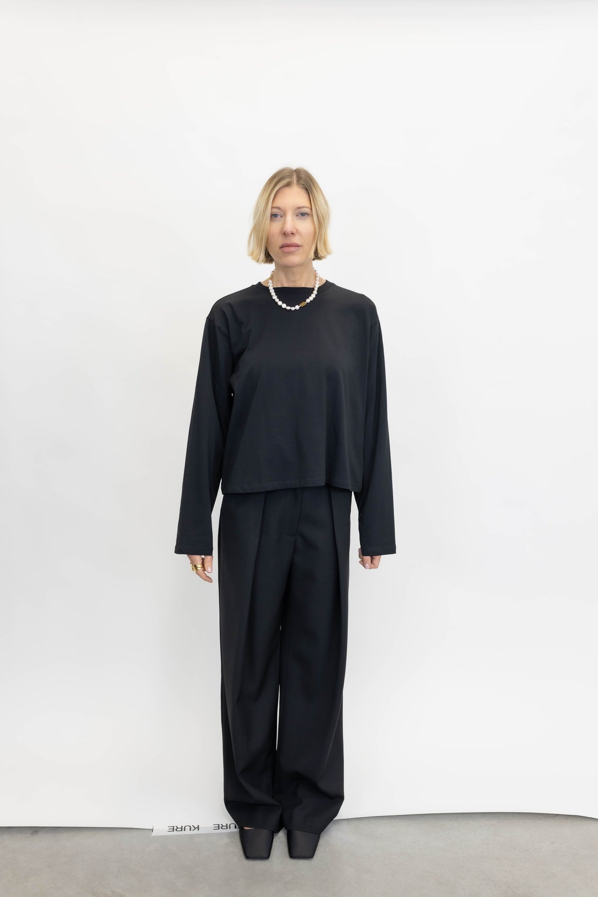 TIMA LS TEE IN BLACK T-SHIRT GESTUZ 