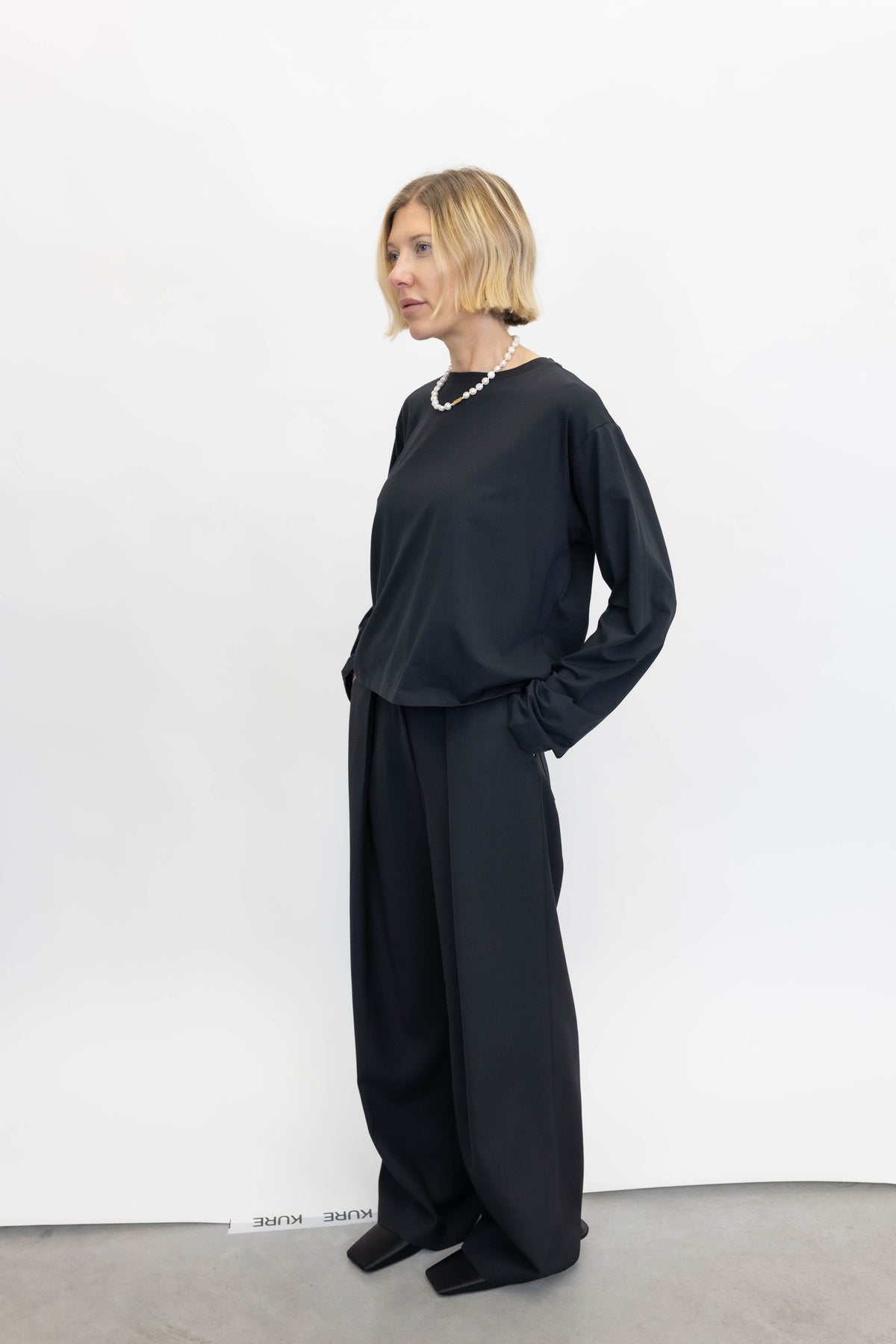 TIMA LS TEE IN BLACK T-SHIRT GESTUZ 
