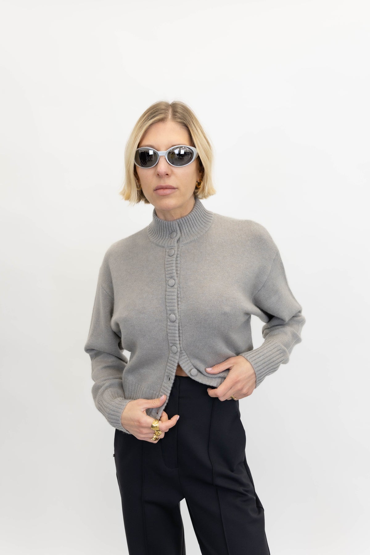 ALEA CASHMERE KNIT CARDIGAN FROST IN GRAY CARDIGAN WON HUNDRED 
