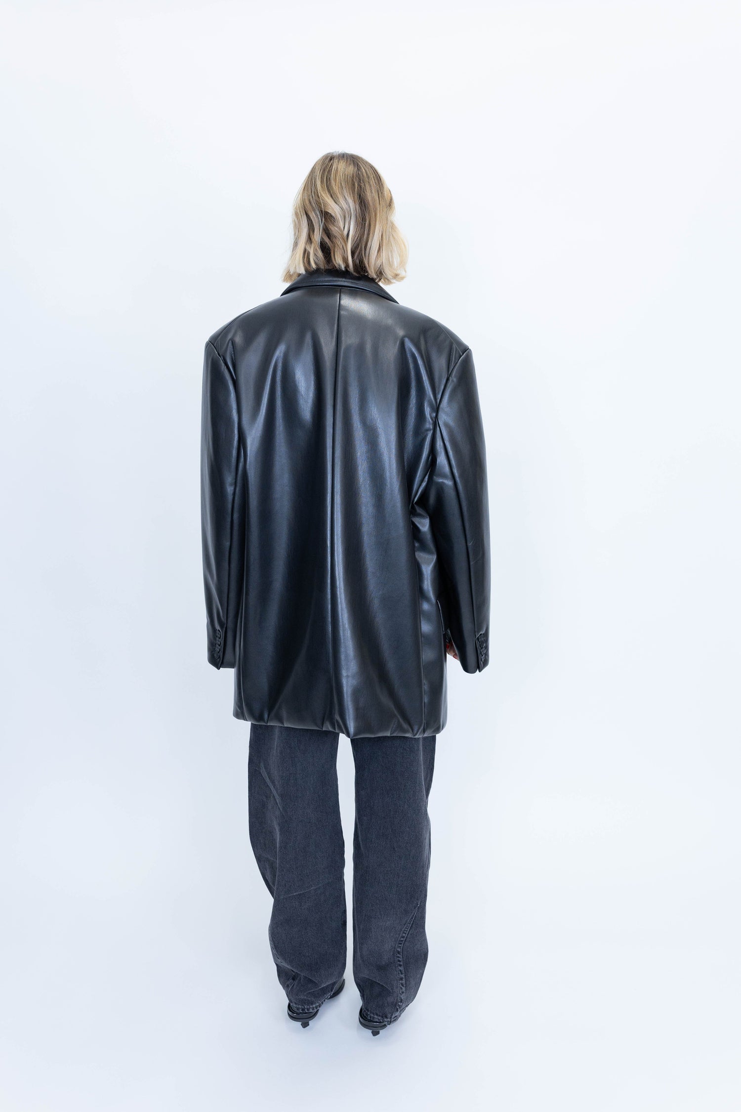 OLIVE FAUX LEATHER BLAZER BLAZER STAND STUDIO 