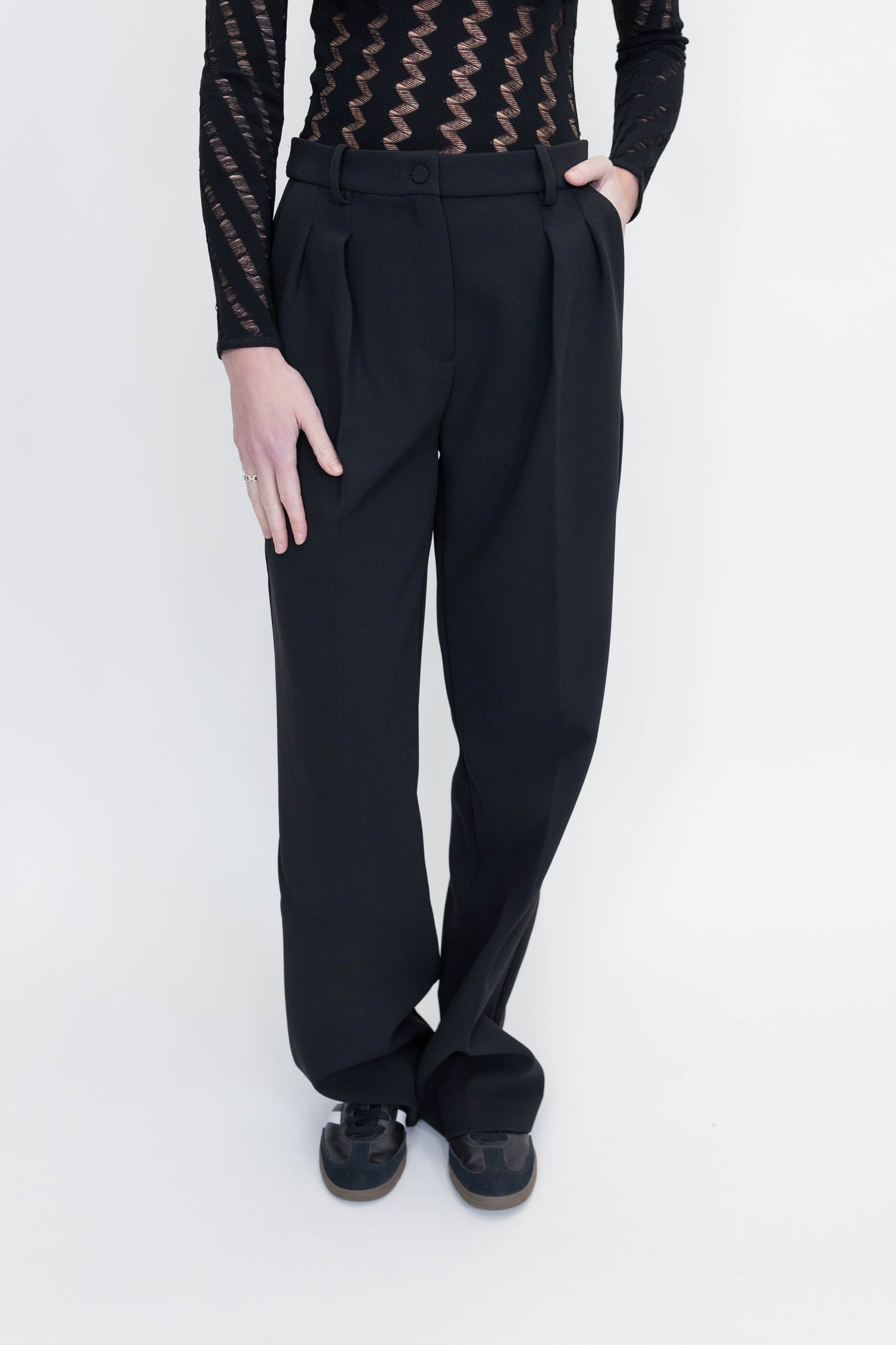 ALESS HEAVY PANTS PANT KURE 