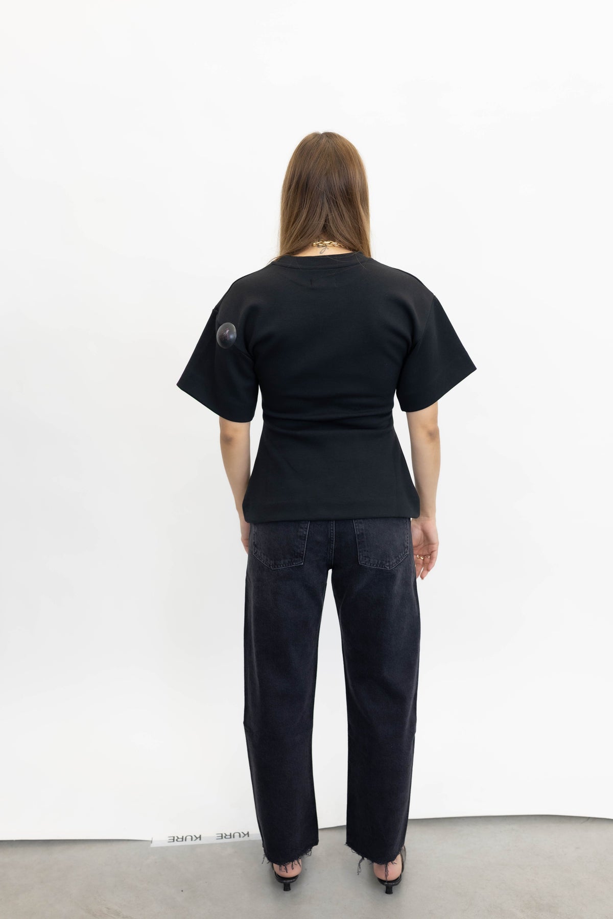 SCULPTED T-SHIRT IN BLACK T-SHIRT LA PISCINE 