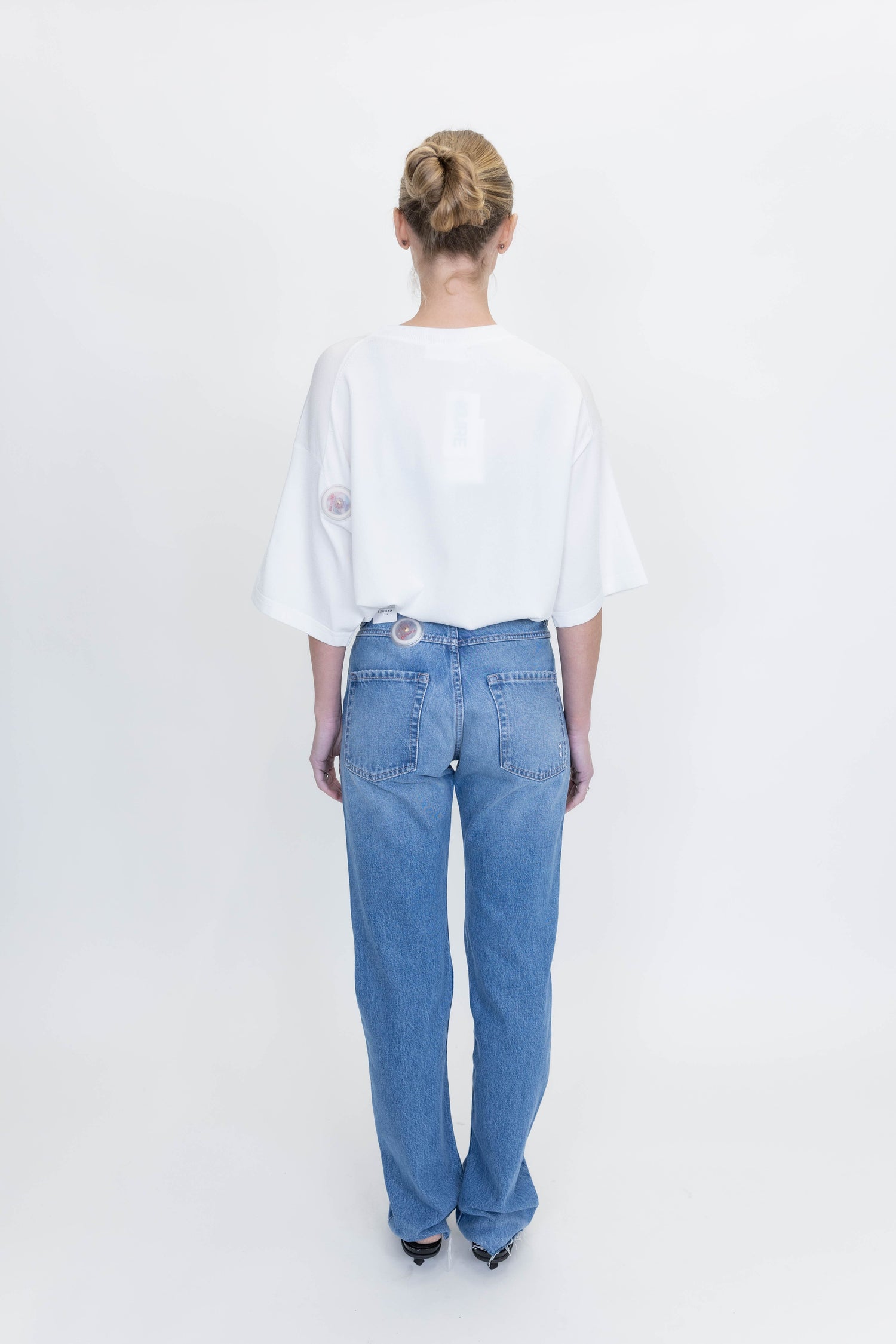 KAGITI OVERSIZED KNITTED T-SHIRT IN WHITE T-SHIRT CHRISTIAN WIJNANTS 