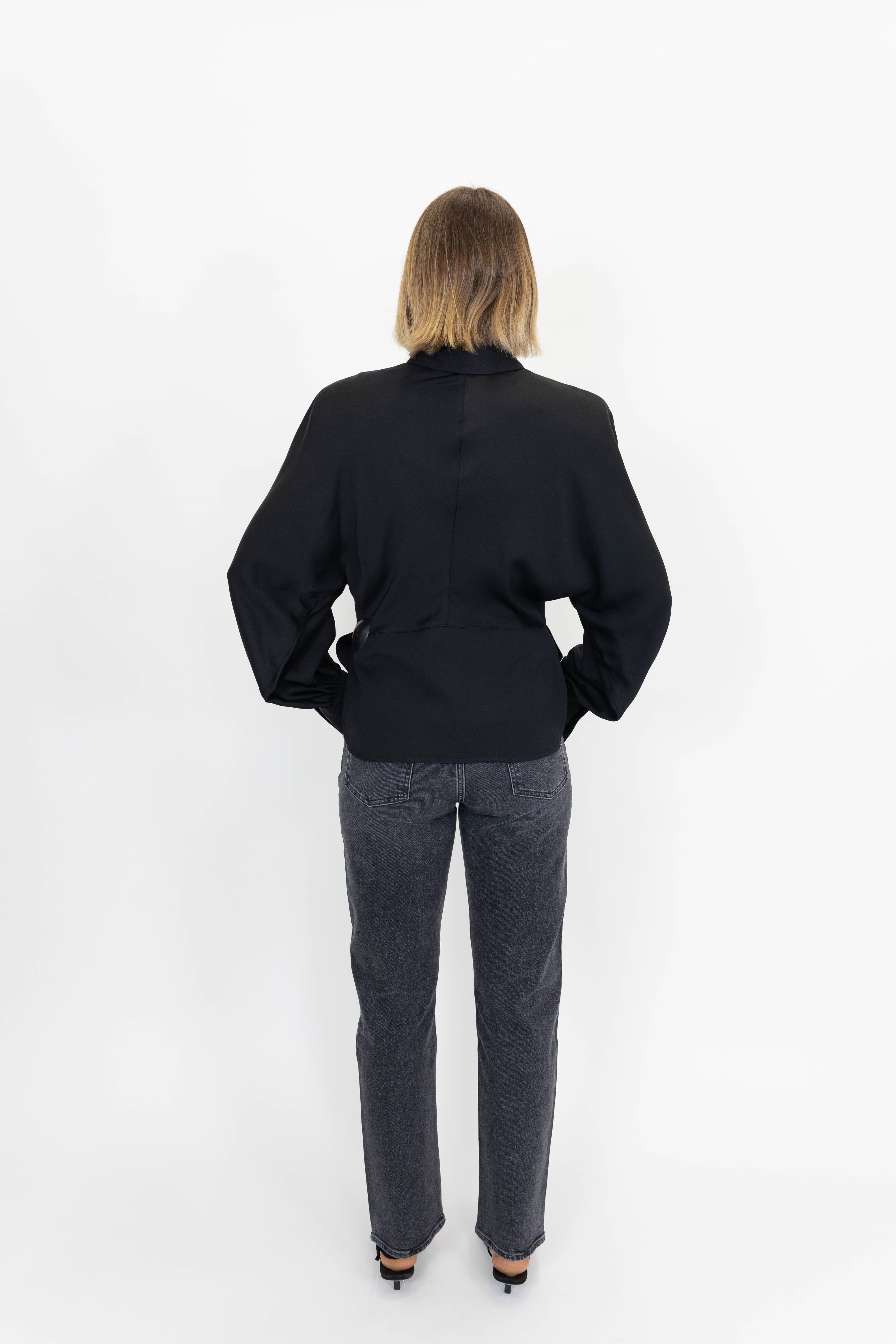 UDONIA SHIRT IN BLACK SHIRT IRO 