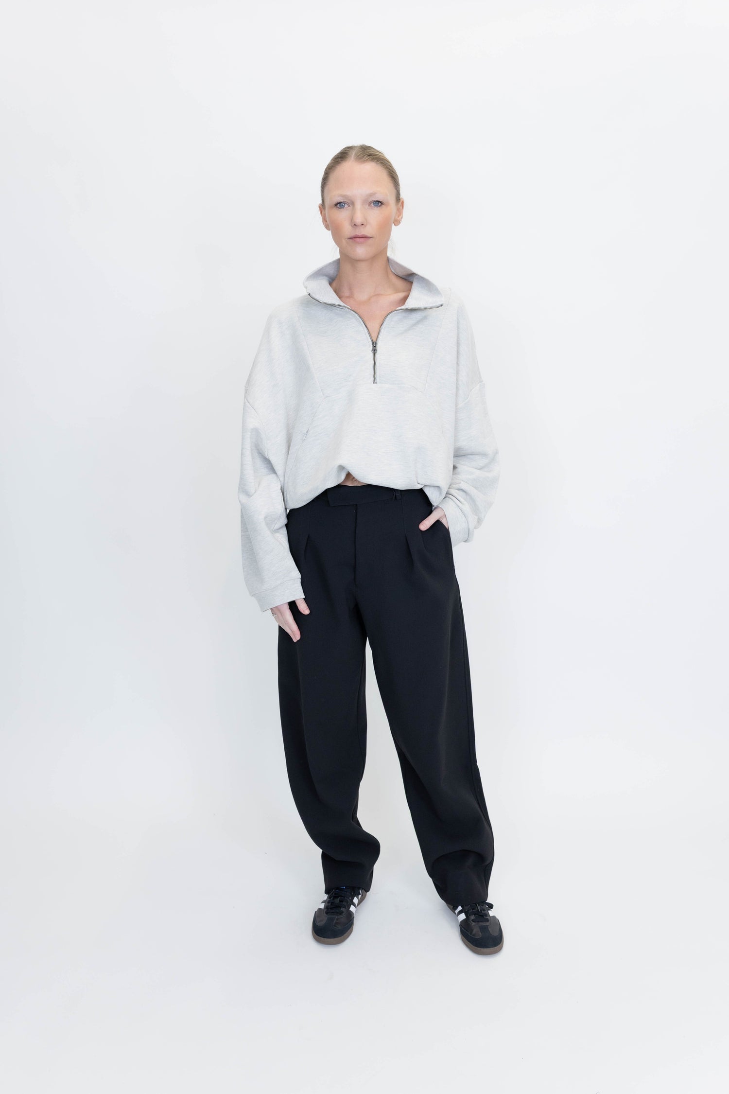 NORMI SWEATSHIRT IN LIGHT GREY SWEATSHIRT GESTUZ 