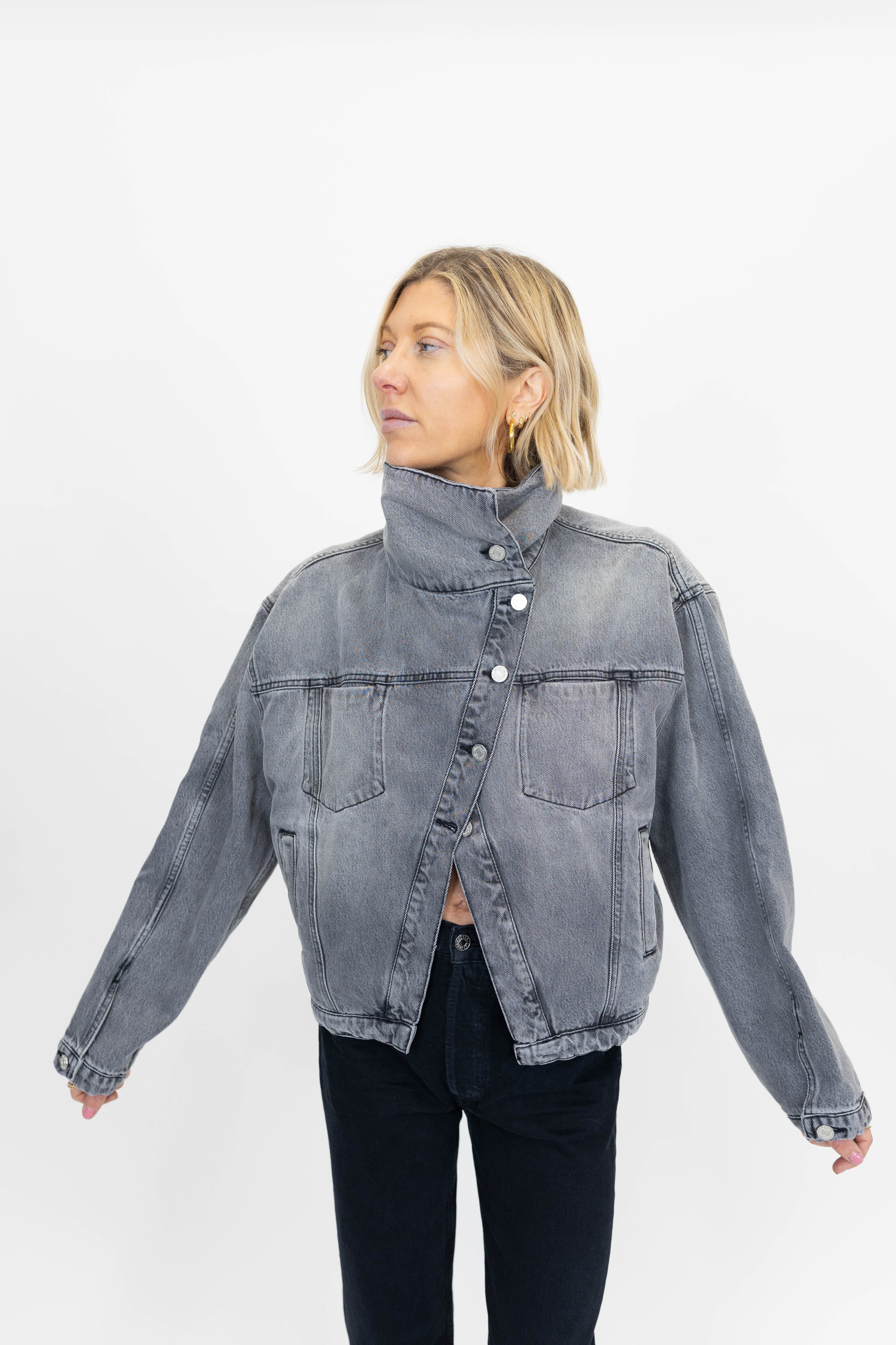 KAIA DENIM JACKET IN SIM GREY JACKET WON HUNDRED 