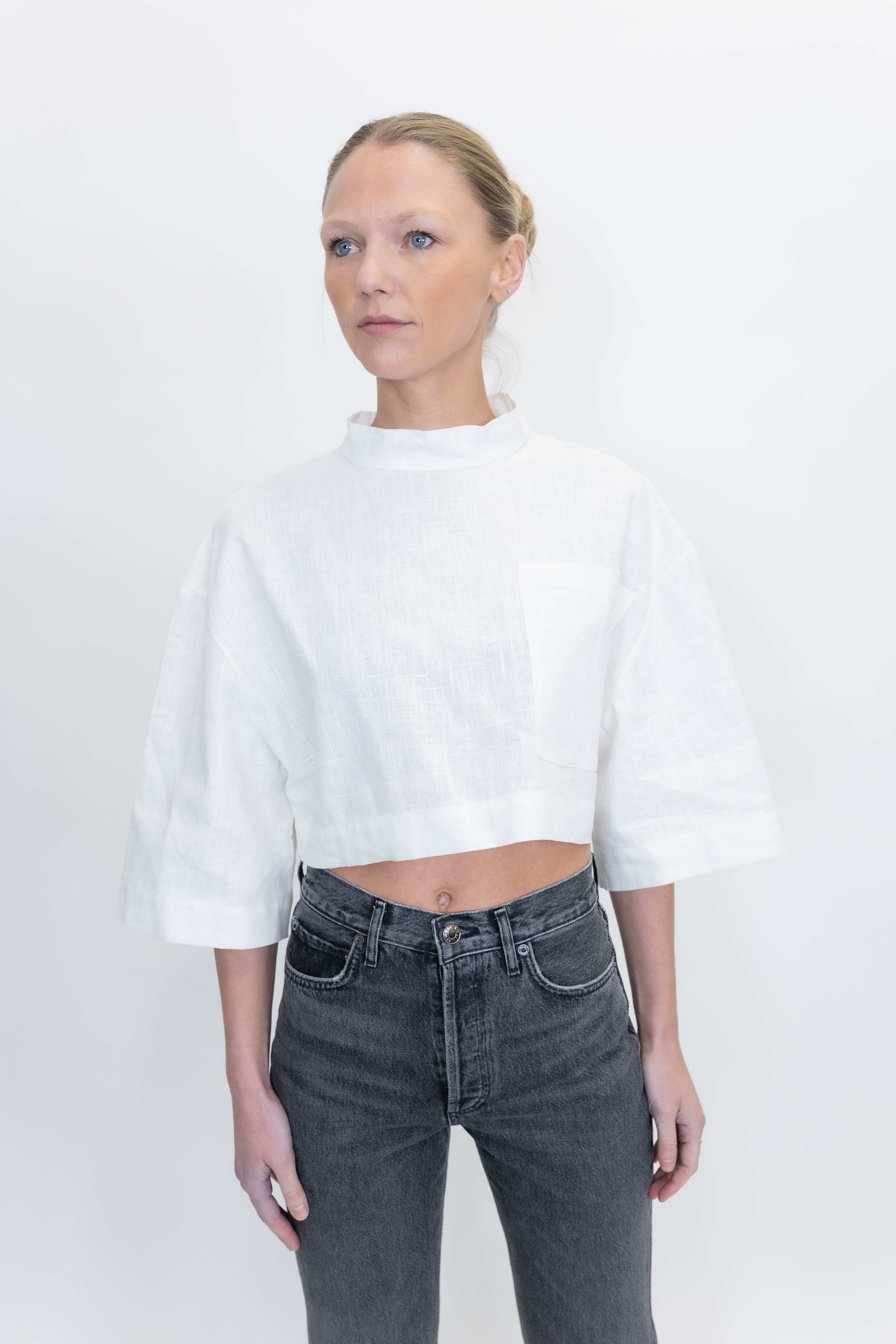 LINEN CROPPED TOP IN IVORY TOP STUDIO CUT 