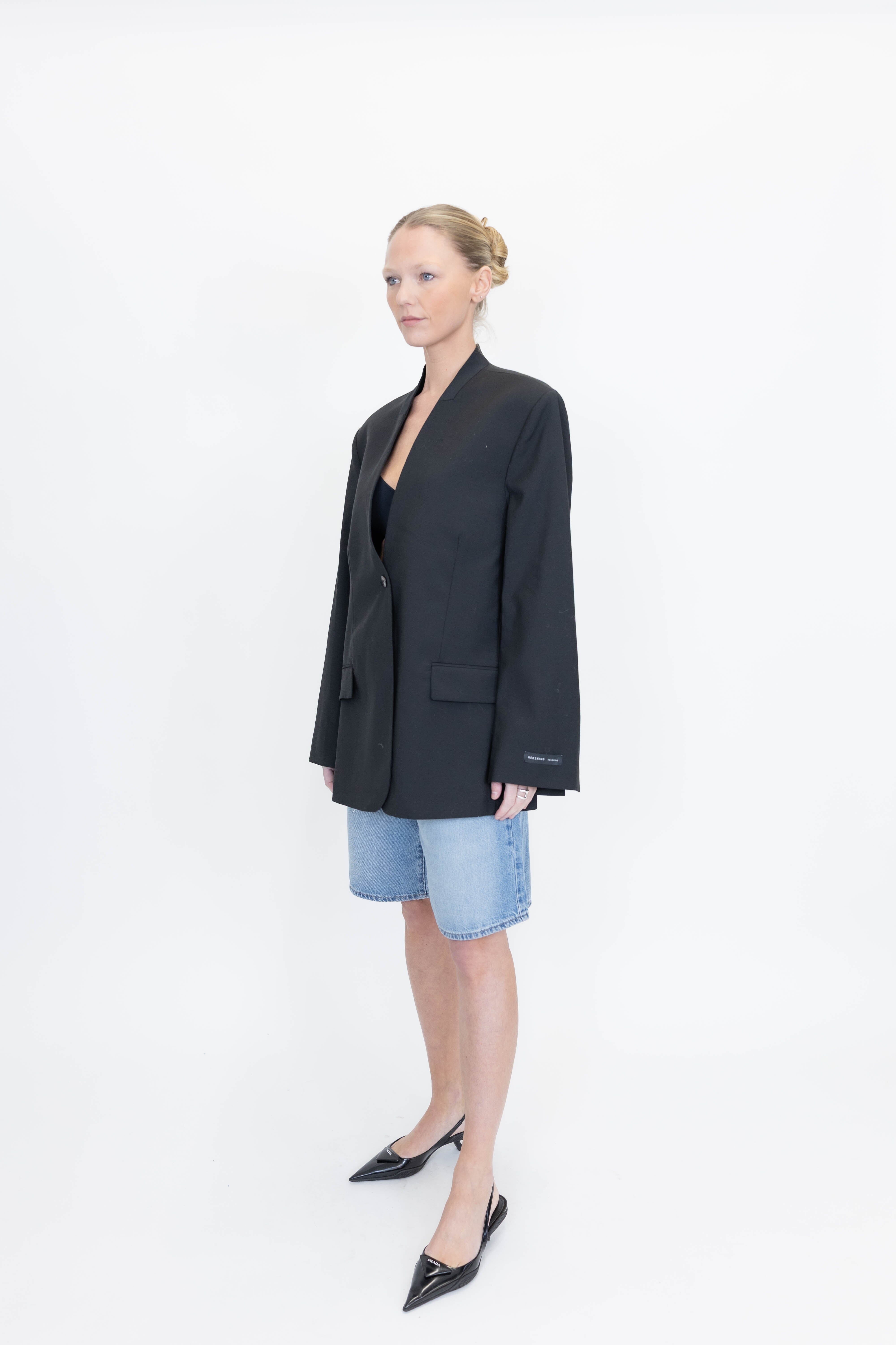 CLARISSA REGULAR BLAZER IN BLACK BLAZER HERSKIND 