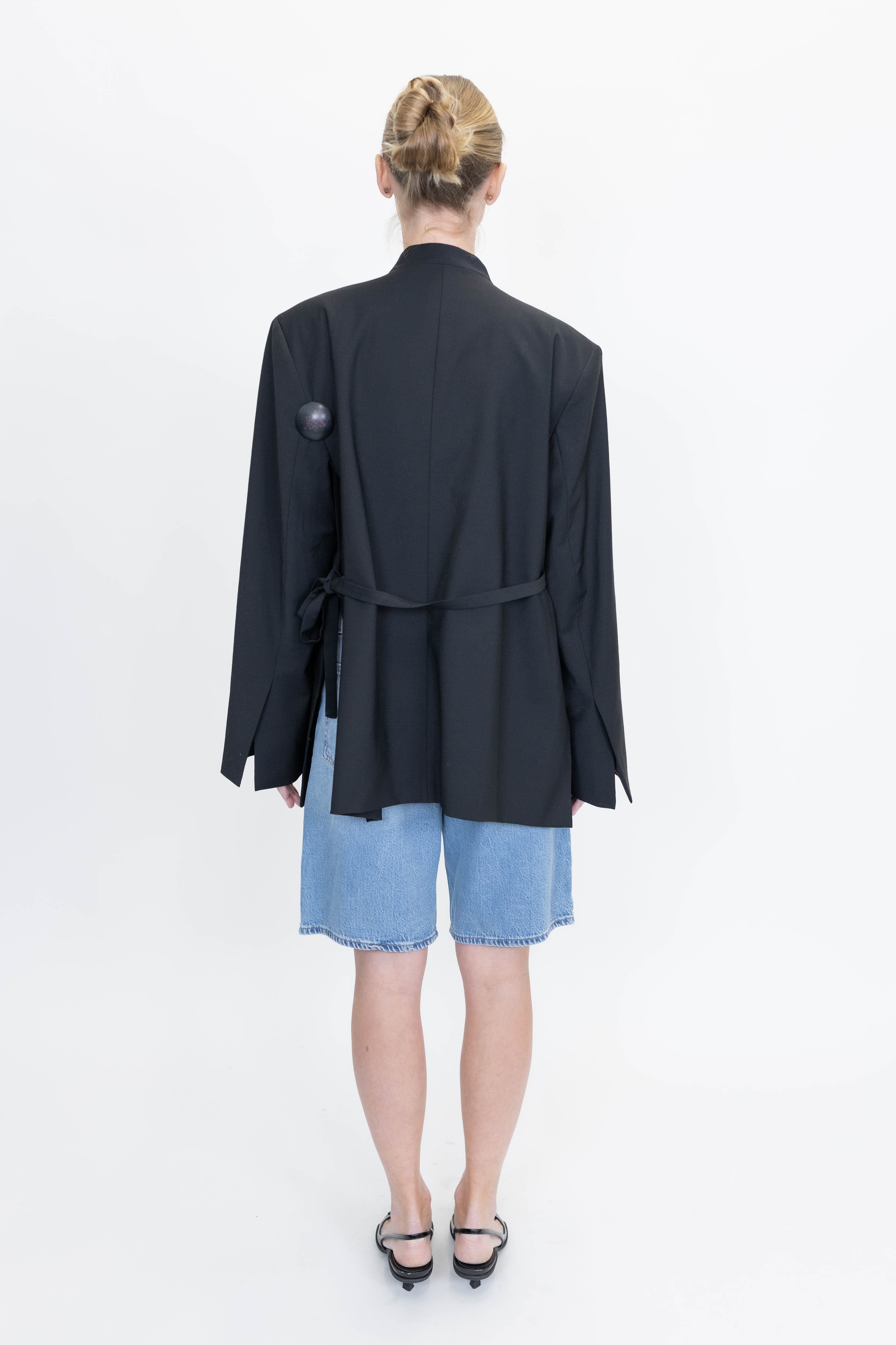 CLARISSA REGULAR BLAZER IN BLACK BLAZER HERSKIND 