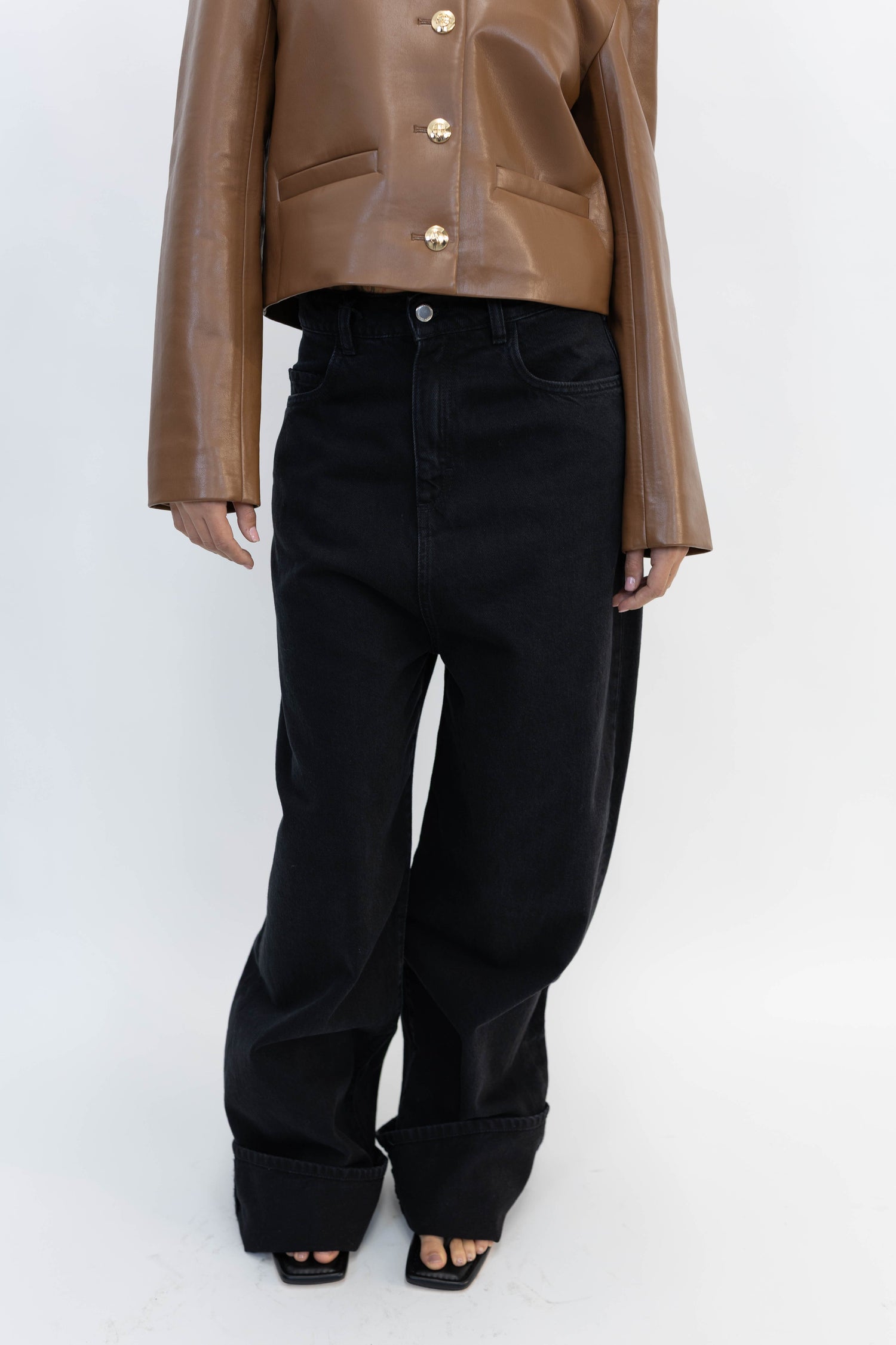 COCO WIDE JEANS IN GRAPHITE BLACK JEANS ICON DENIM 