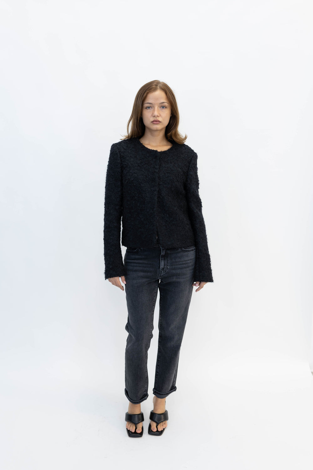 THE BORROWED JEANS IN DECO JEANS FRAME 