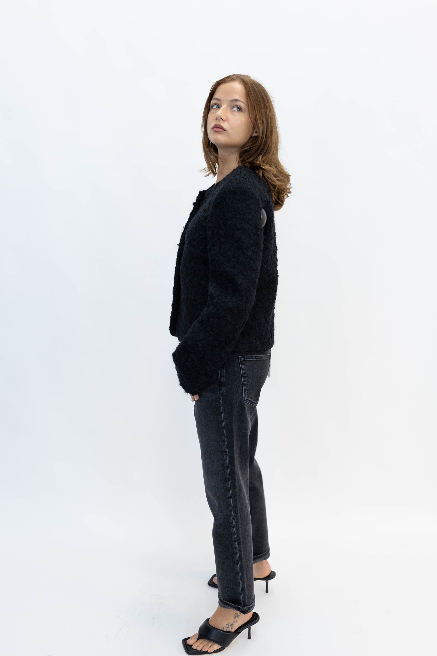 THE BORROWED JEANS IN DECO JEANS FRAME 