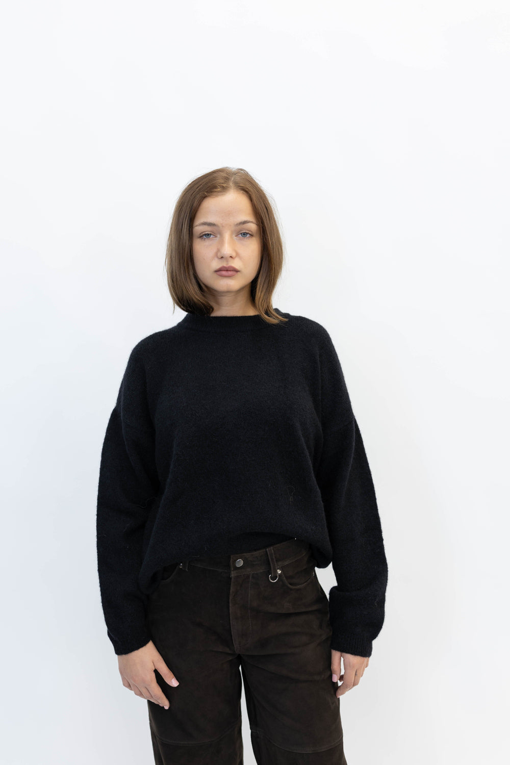 AYLA SWEATER IN BLACK SWEATER IRO 