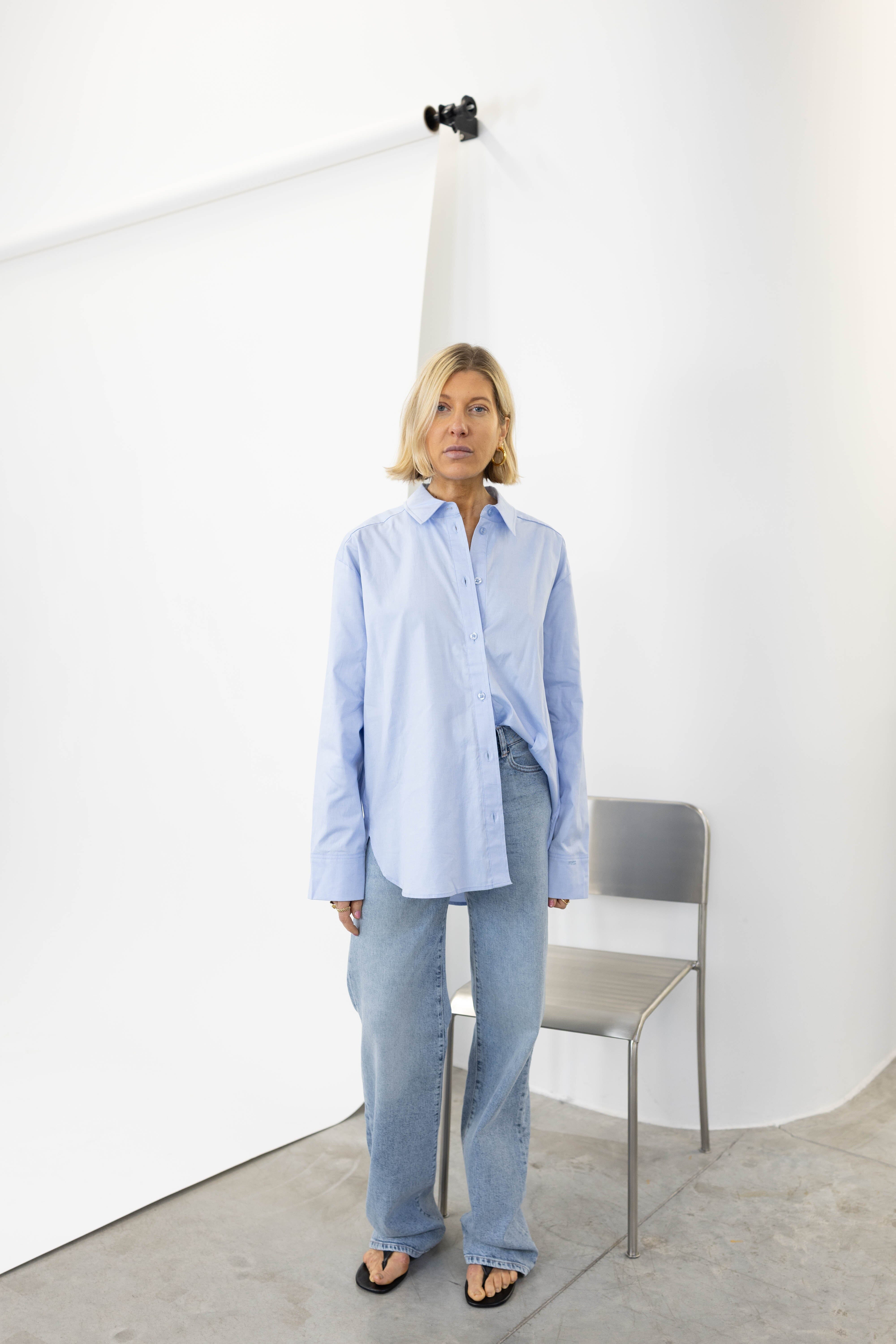 JOIA MOM JEANS IN SKY BLUE JEANS ICON DENIM 