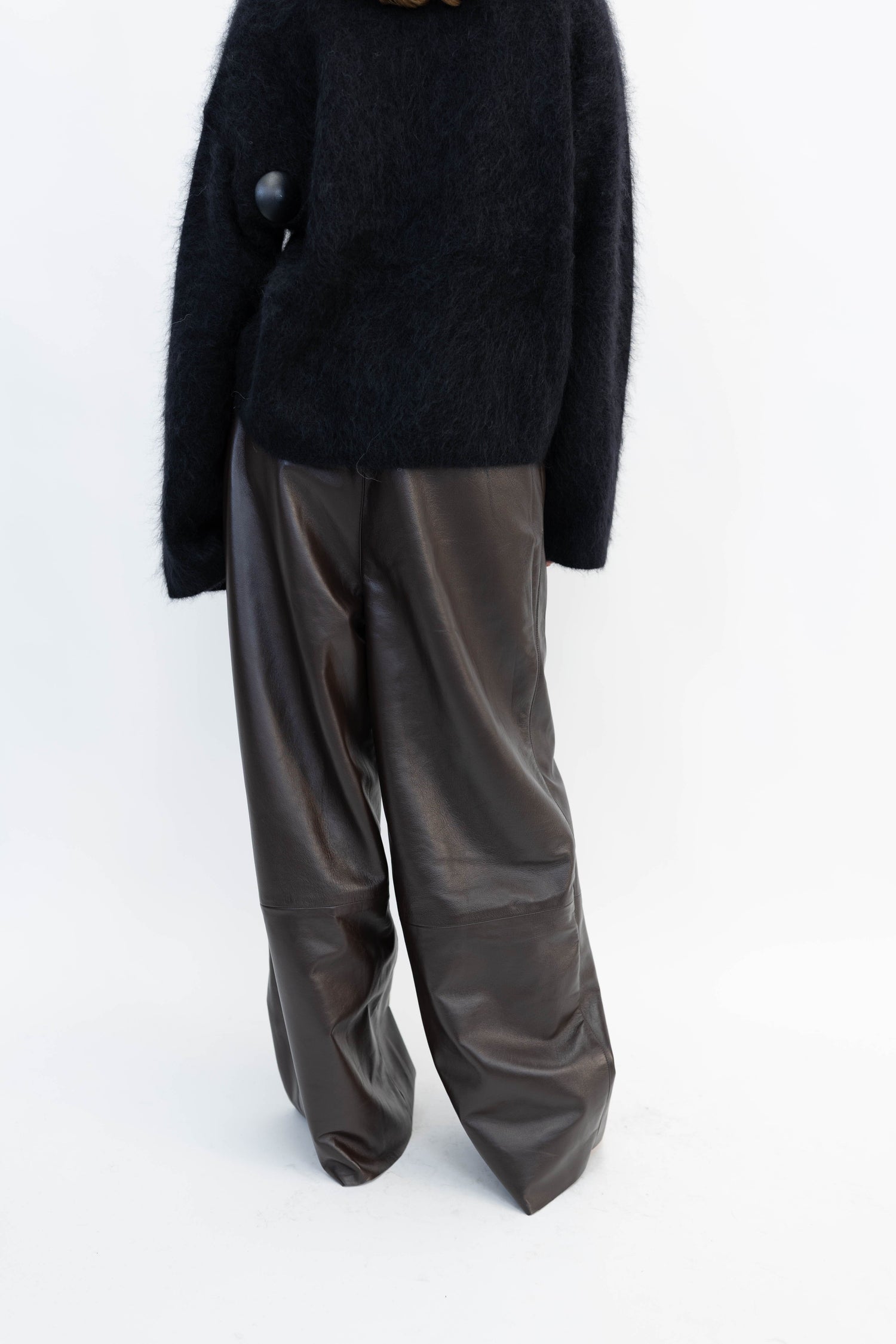 LEATHER PANTS IN BROWN PANT STUDIO CUT 