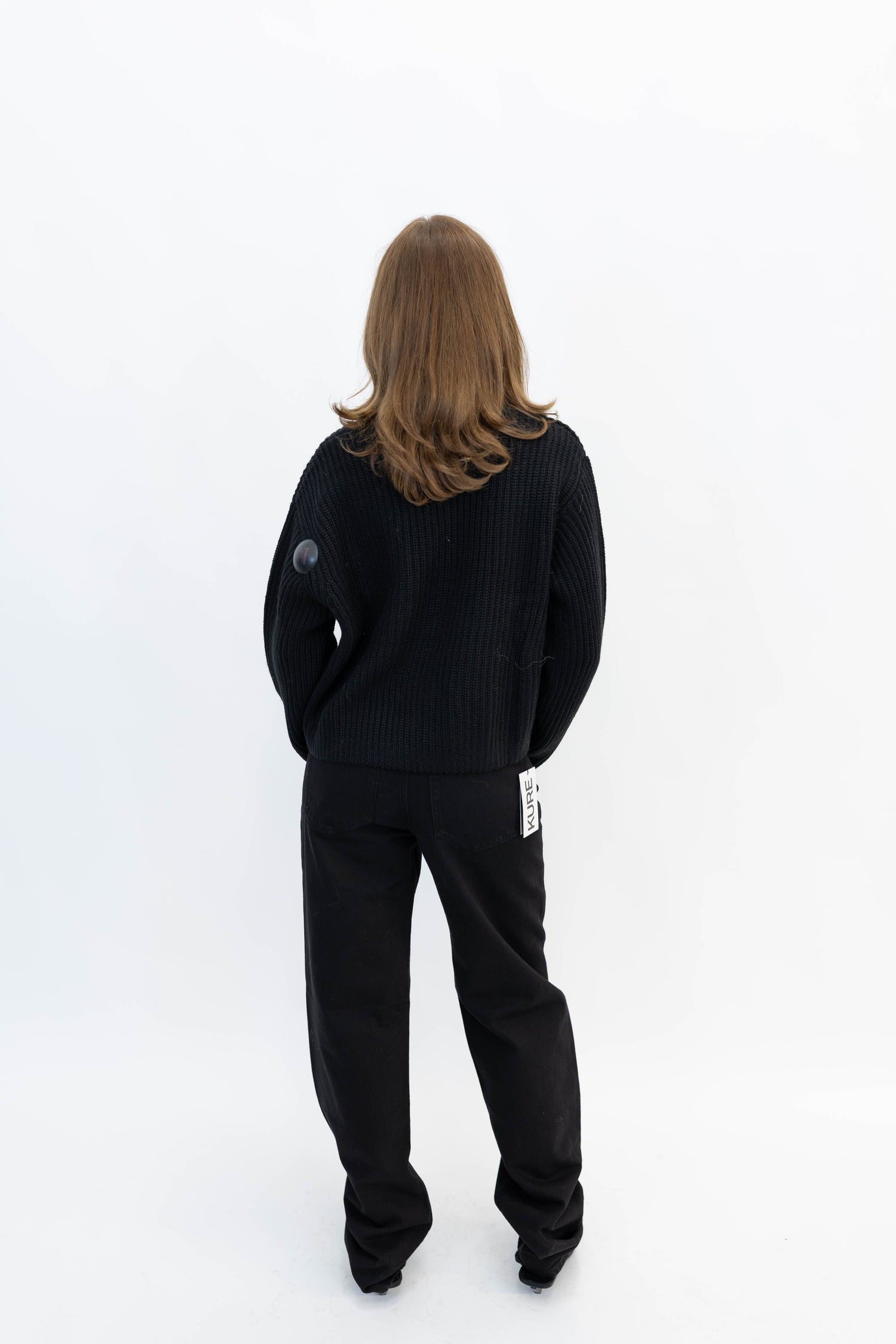 W' MIRA SWEATER IN BLACK SWEATER CARHARTT 