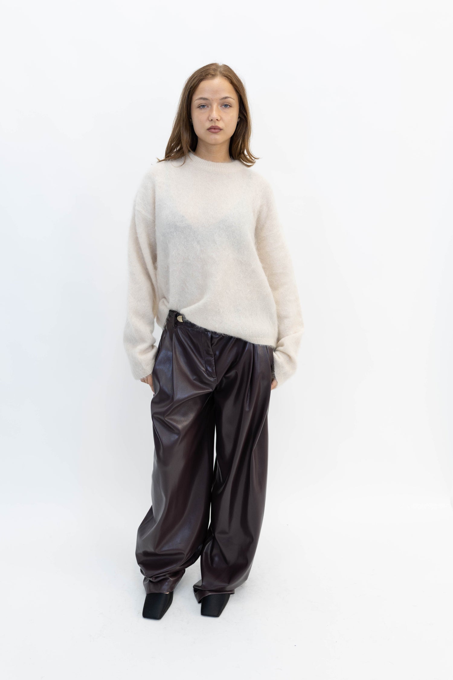TRACY LOW RISE VEGAN LEATHER IN CABERNET PANTS THE ANDAMANE 