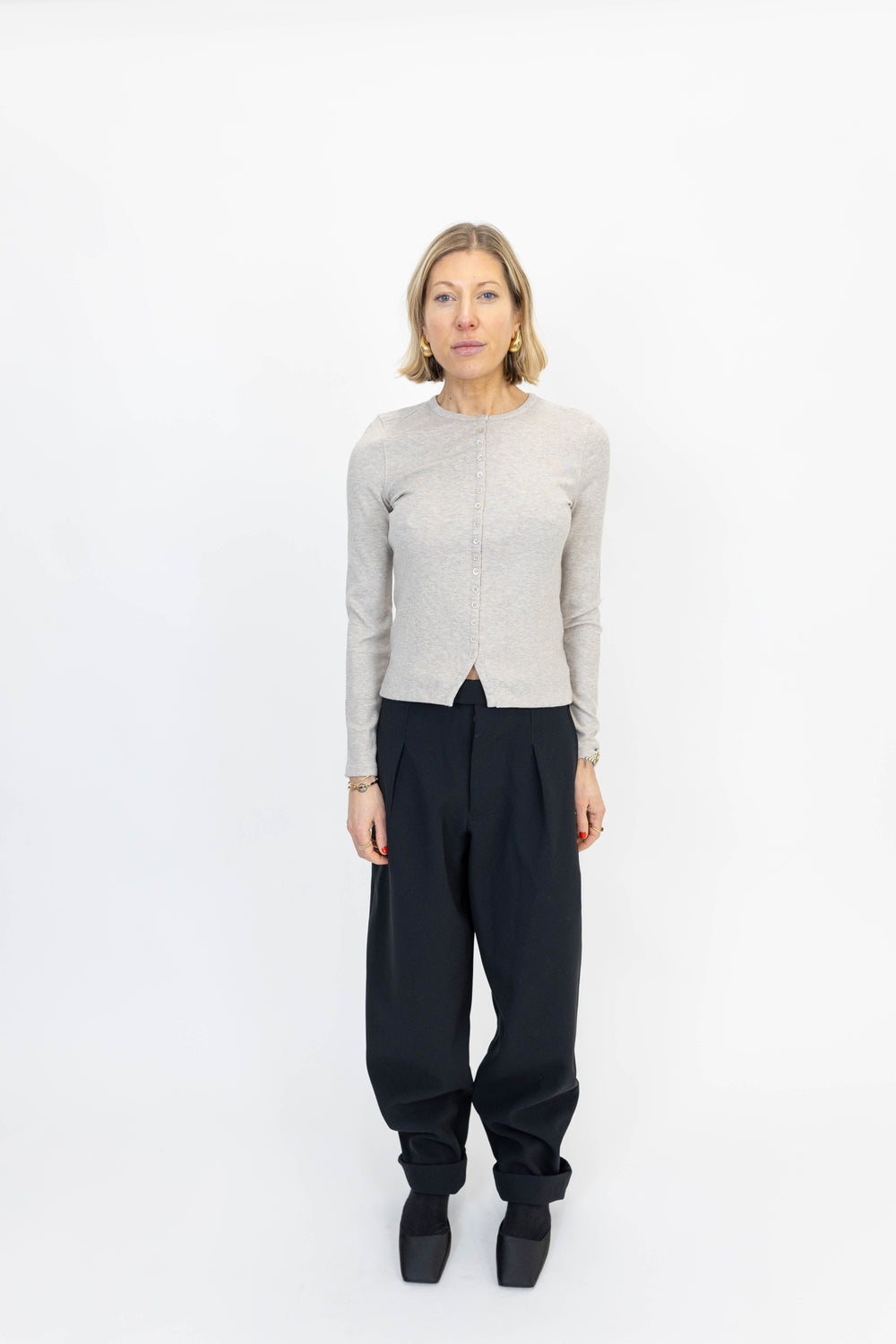 THE RIB TOP WITH SPLIT IN GREY TOP FRAME 
