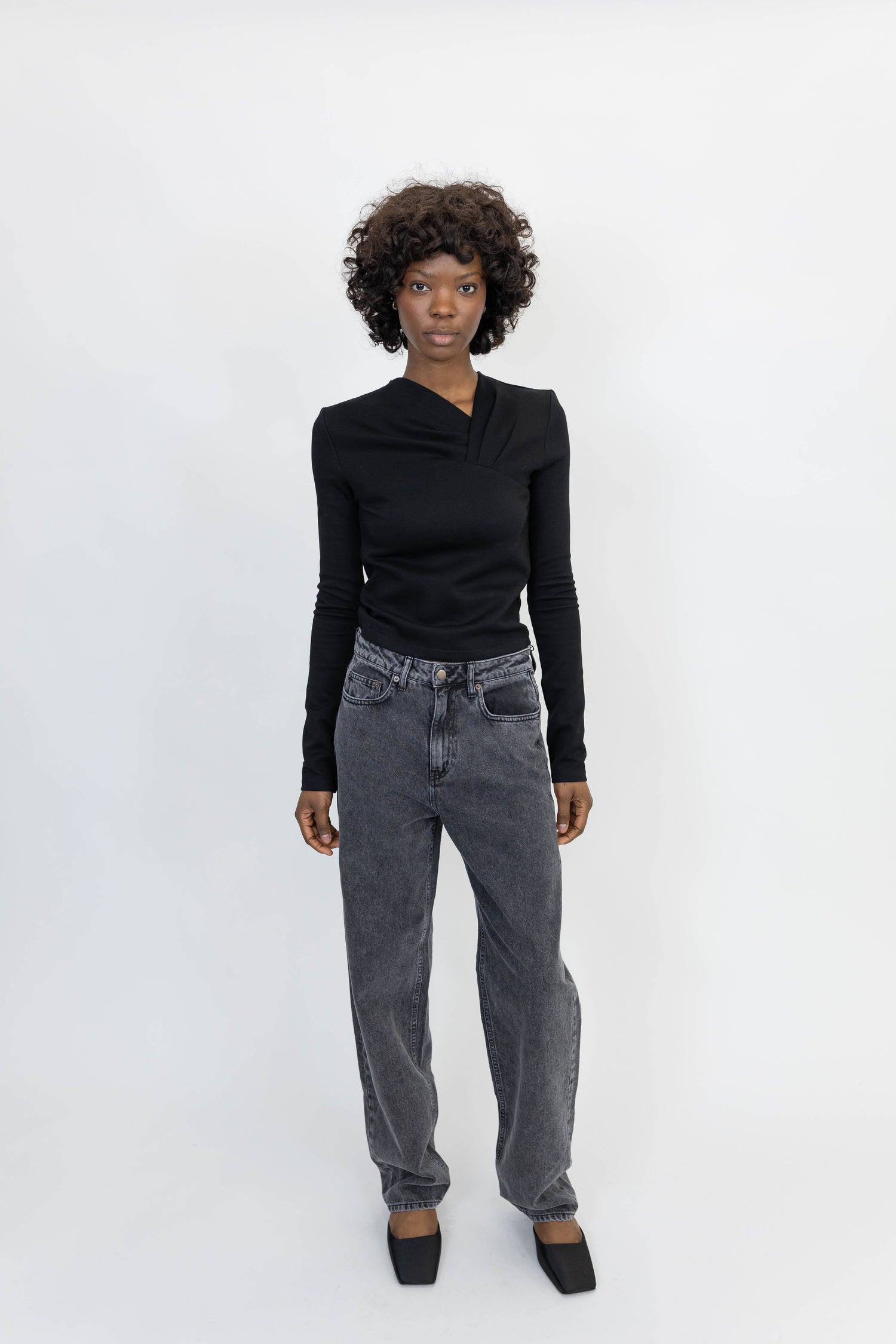 MALA TOP IN BLACK TOP IRO 