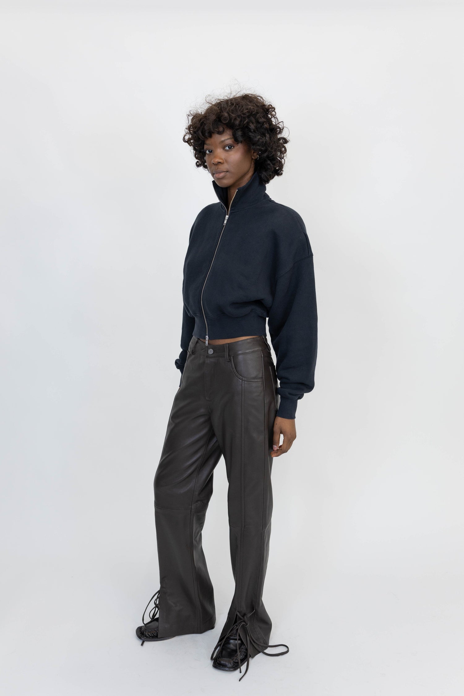 DARBY ZIP UP HOODIE IN WASHED BLACK SWEATER AGOLDE 