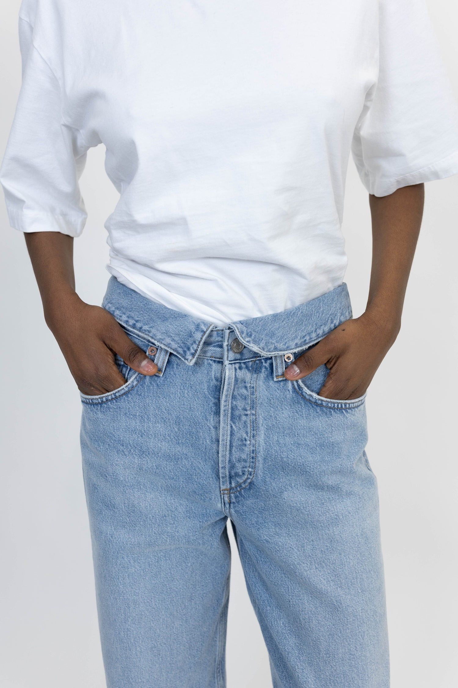 ECHO TAPER JEAN IN SYLLABLE JEANS AGOLDE 