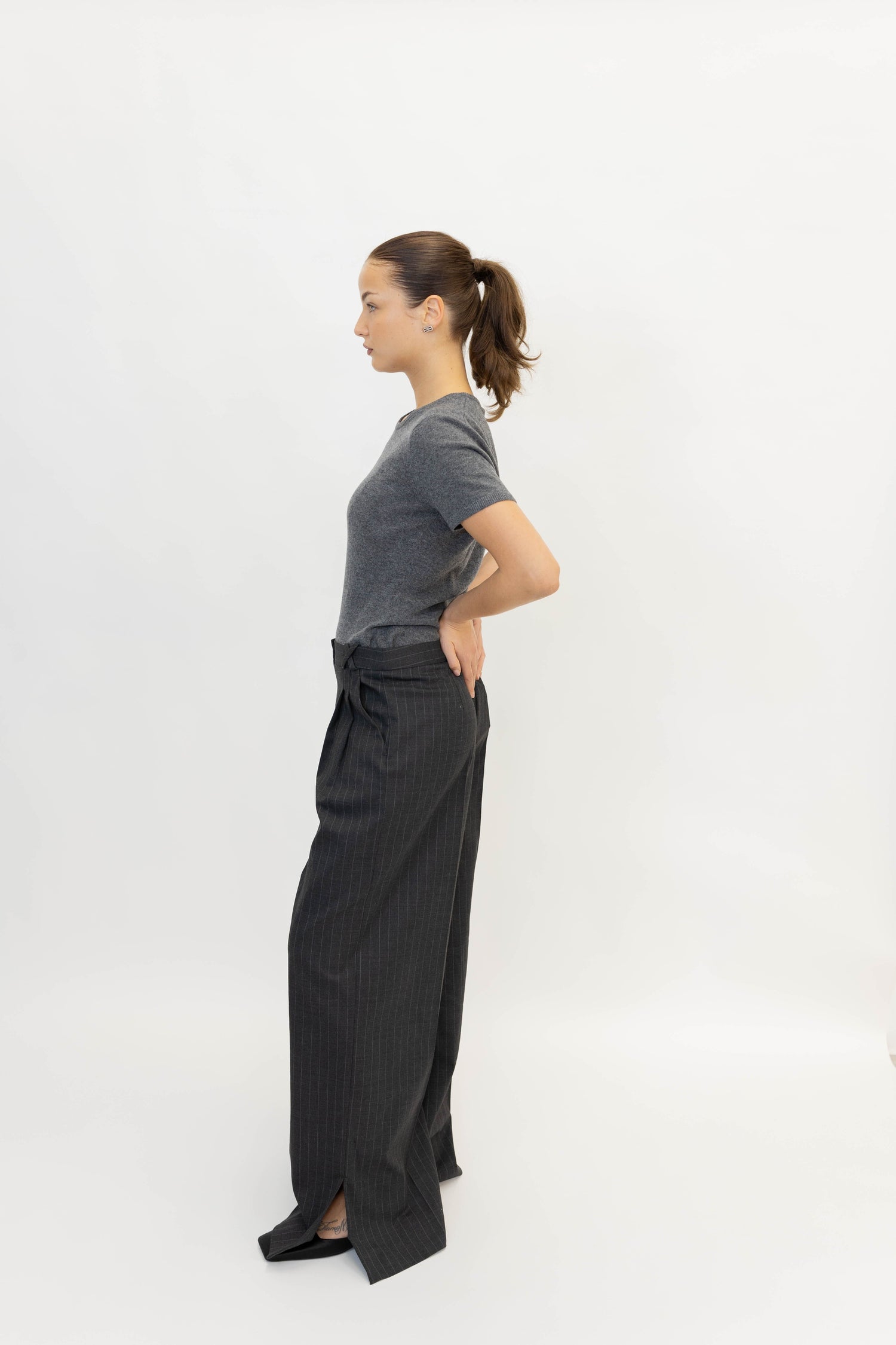 ANDORA WIDE PANTS IN DARK GREY PINSTRIPE PANT THE GARMENT 